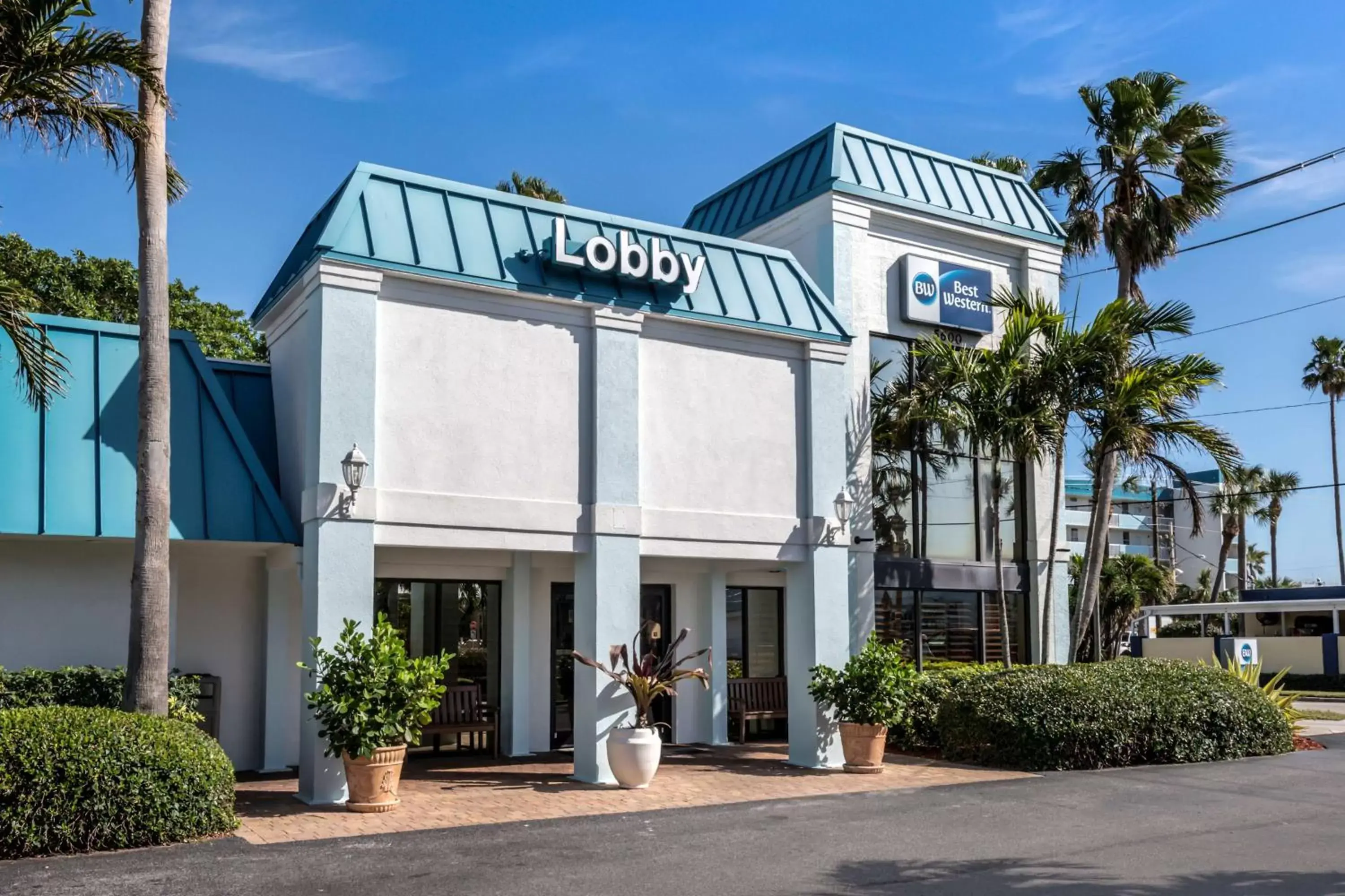 Property Building in Best Western Cocoa Beach Hotel & Suites