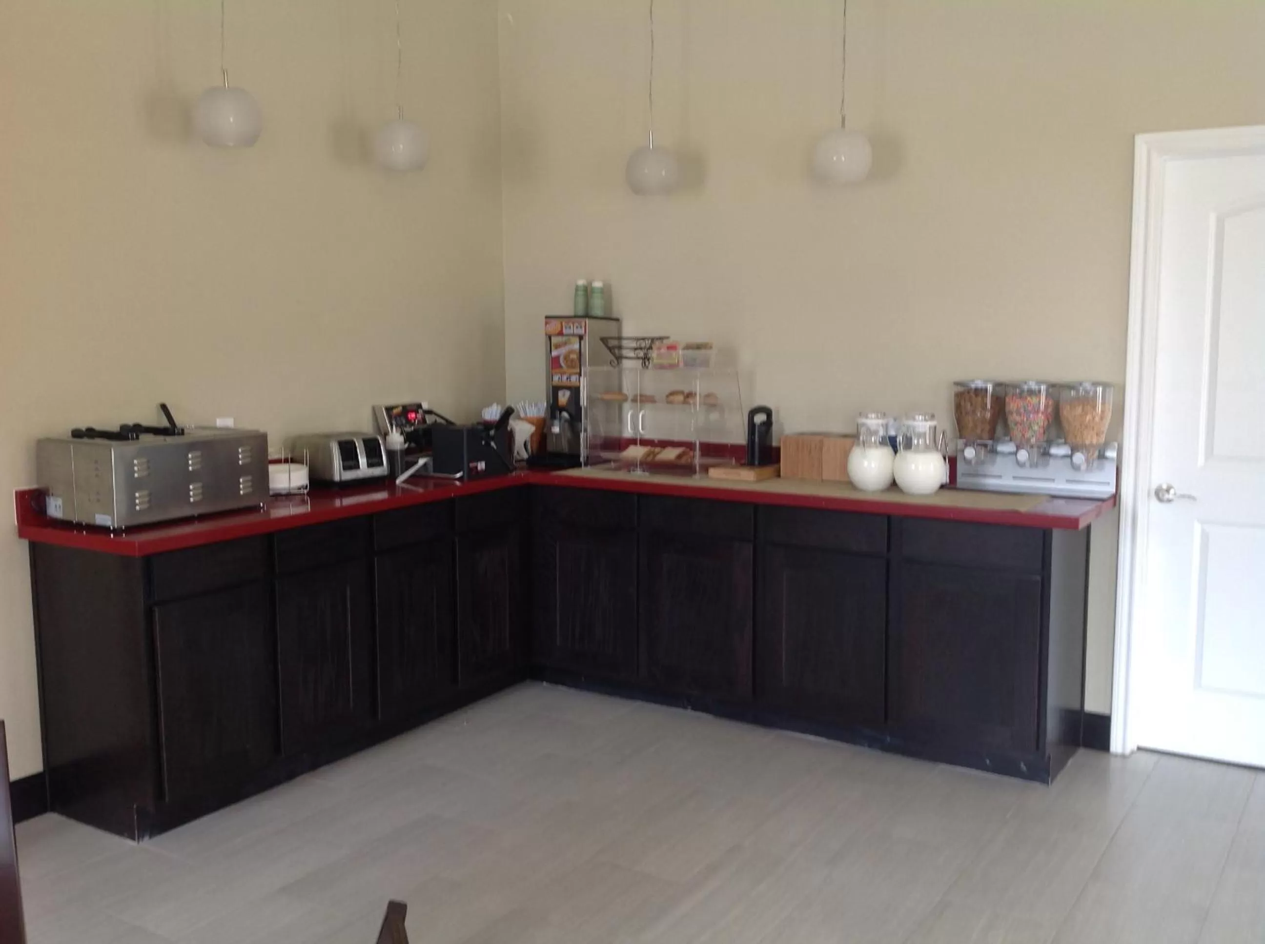 Food in Executive Inn and Suites Jefferson