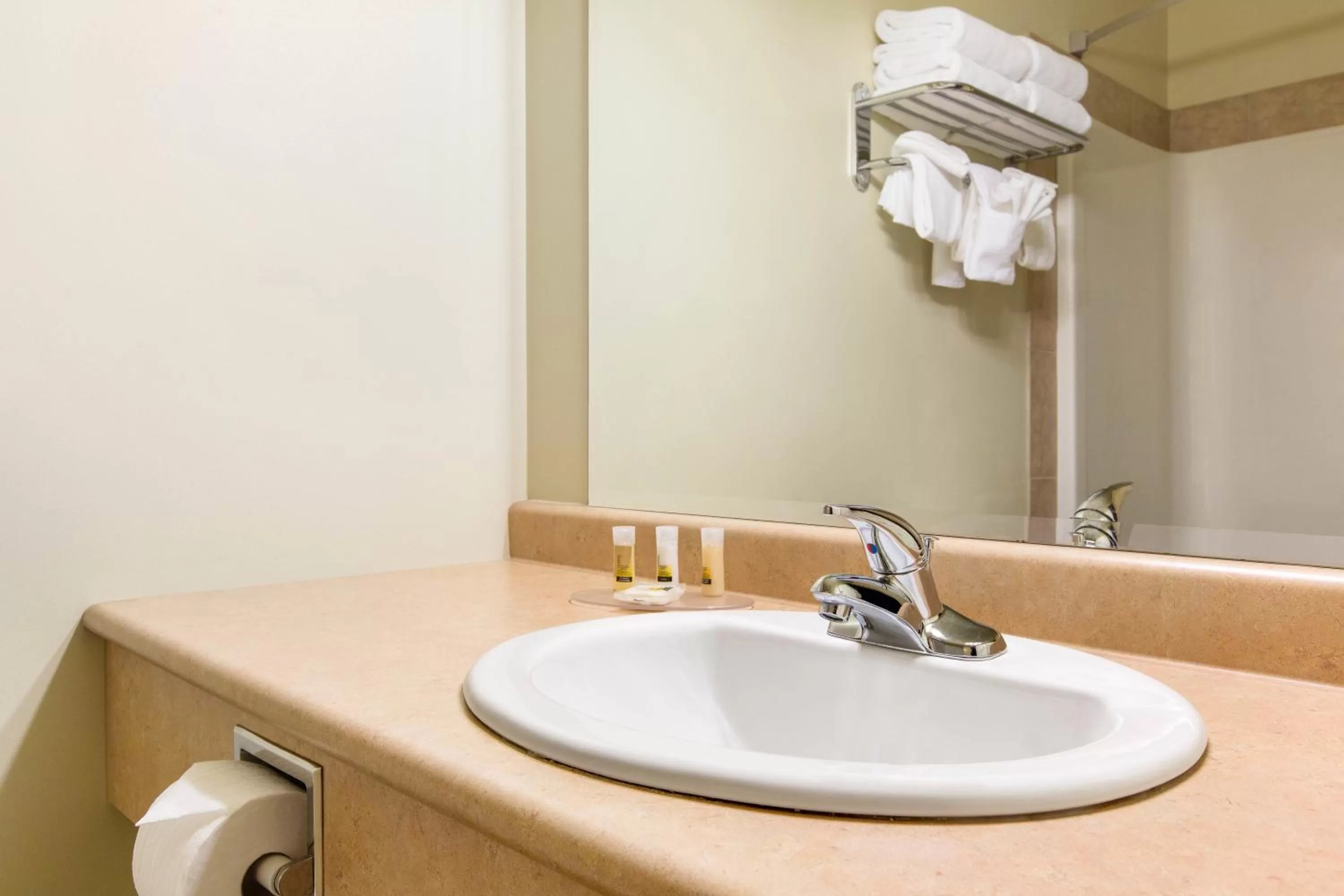 Area and facilities in Days Inn by Wyndham Chetwynd