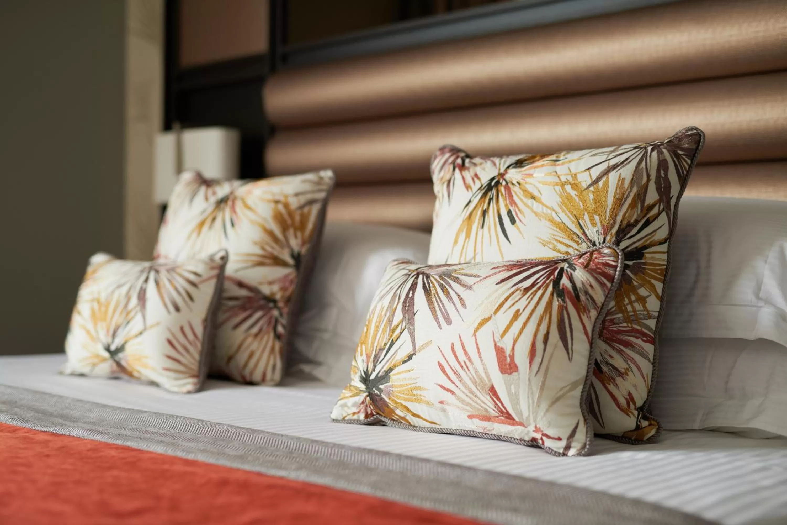 Bed in Grand Central Hotel Belfast