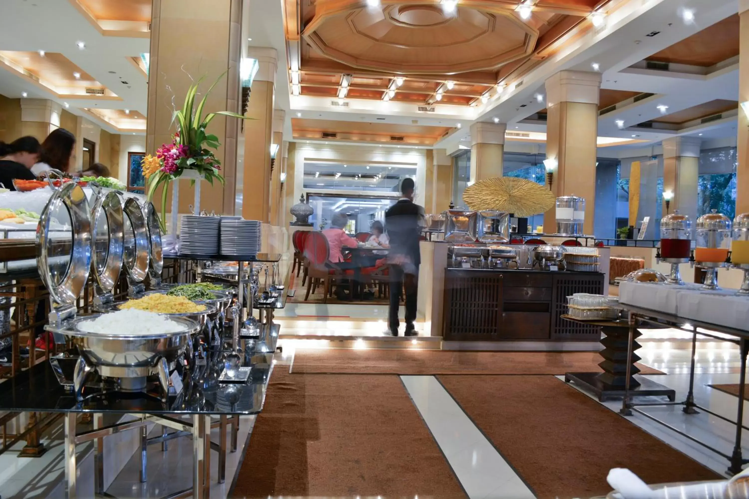 Buffet breakfast, Restaurant/Places to Eat in Rama Gardens Hotel Bangkok - SHA Plus Certified