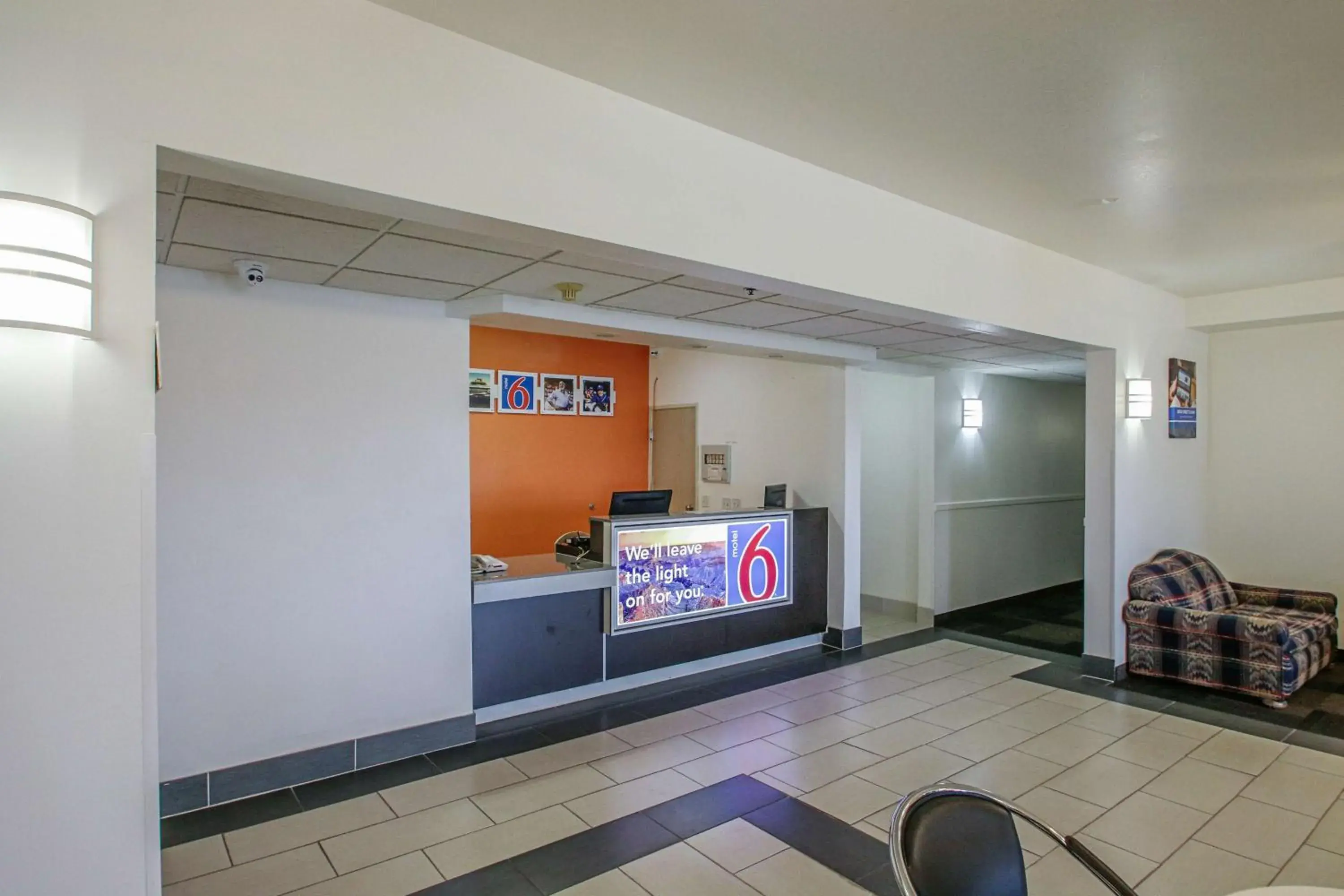 Lobby or reception in Motel 6-Nephi, UT Lobby or reception in Motel 6-Nephi, UT