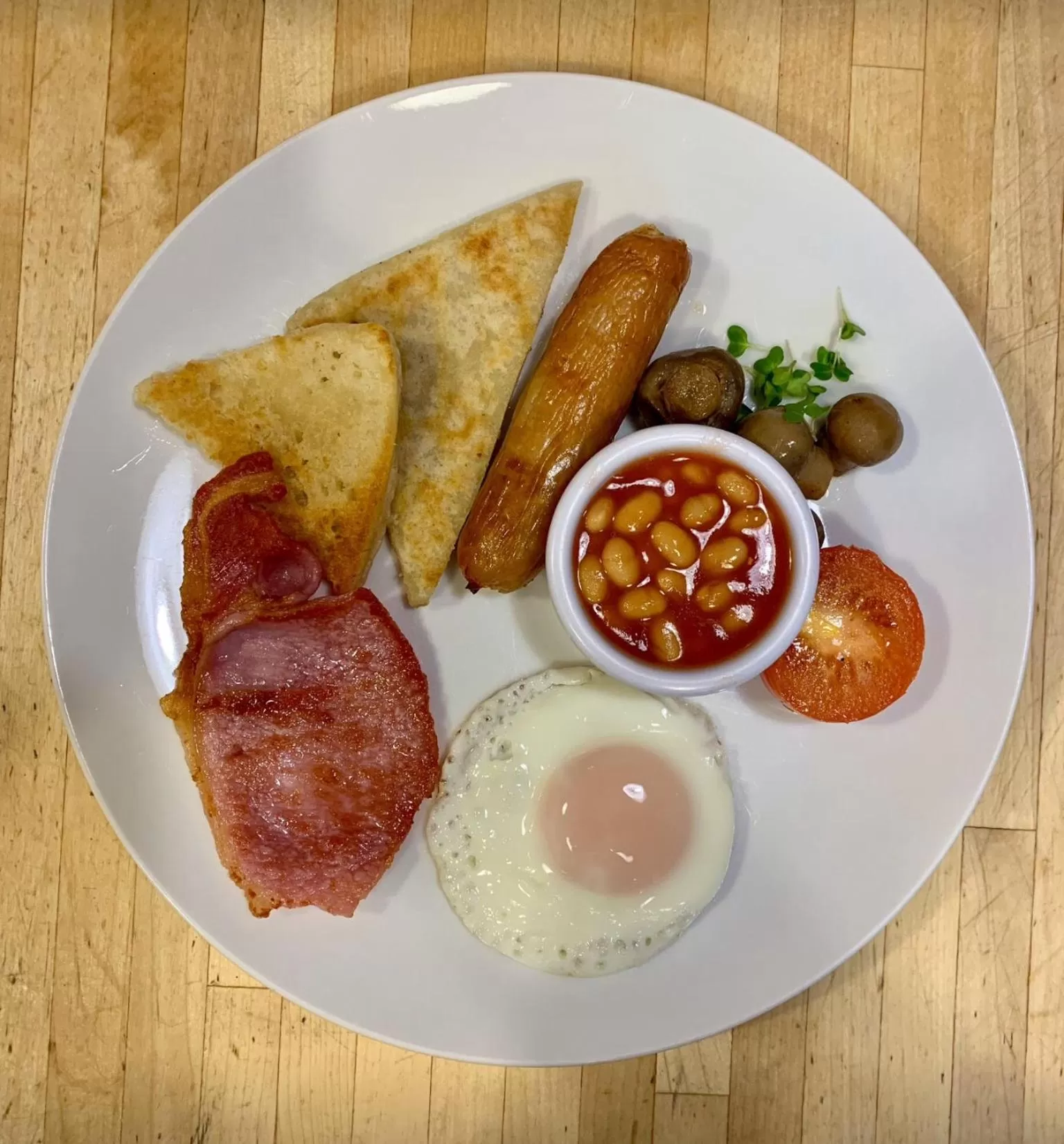 Breakfast in Derrin Guest House