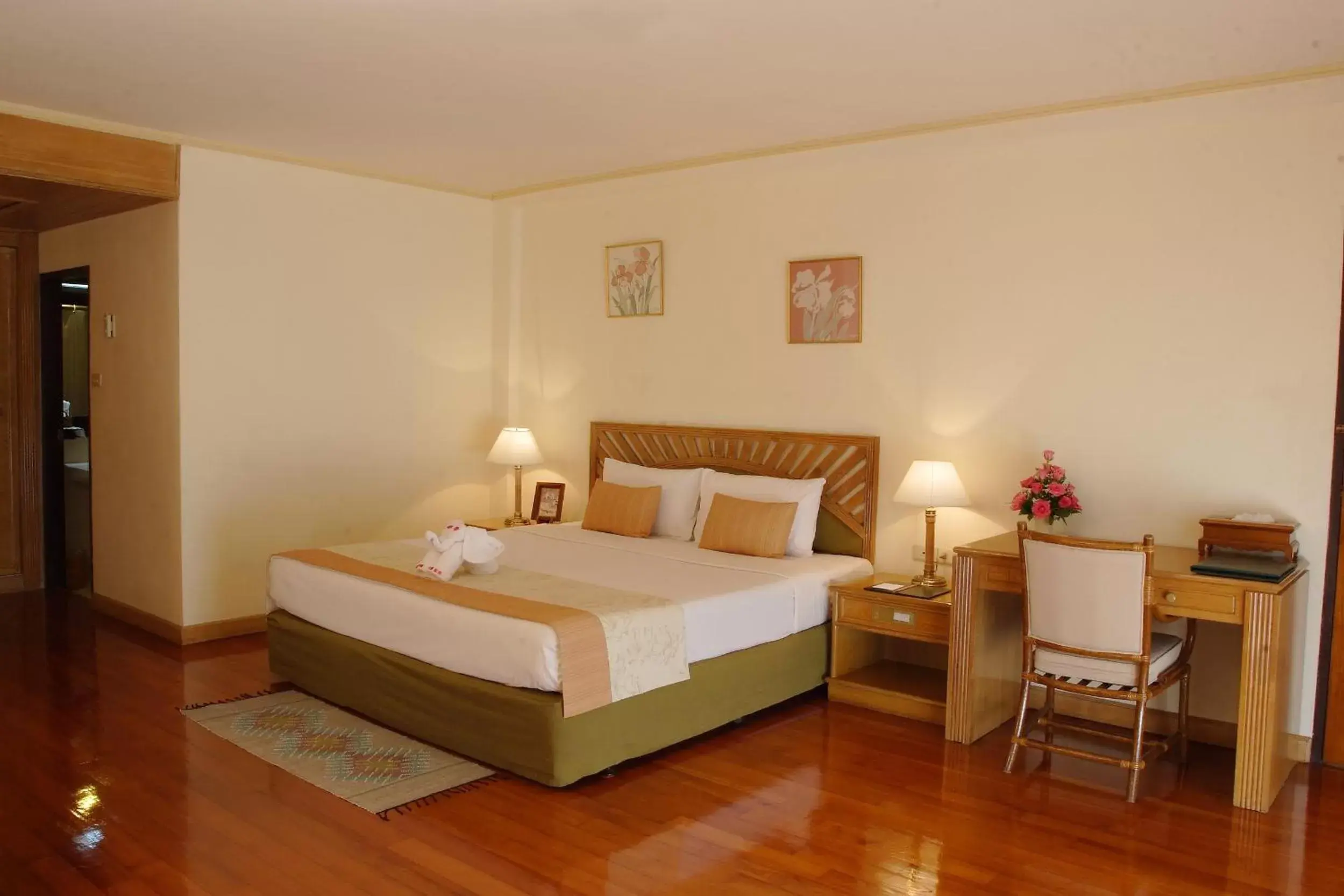 Photo of the whole room, Bed in The Imperial Mae Hong Son Resort