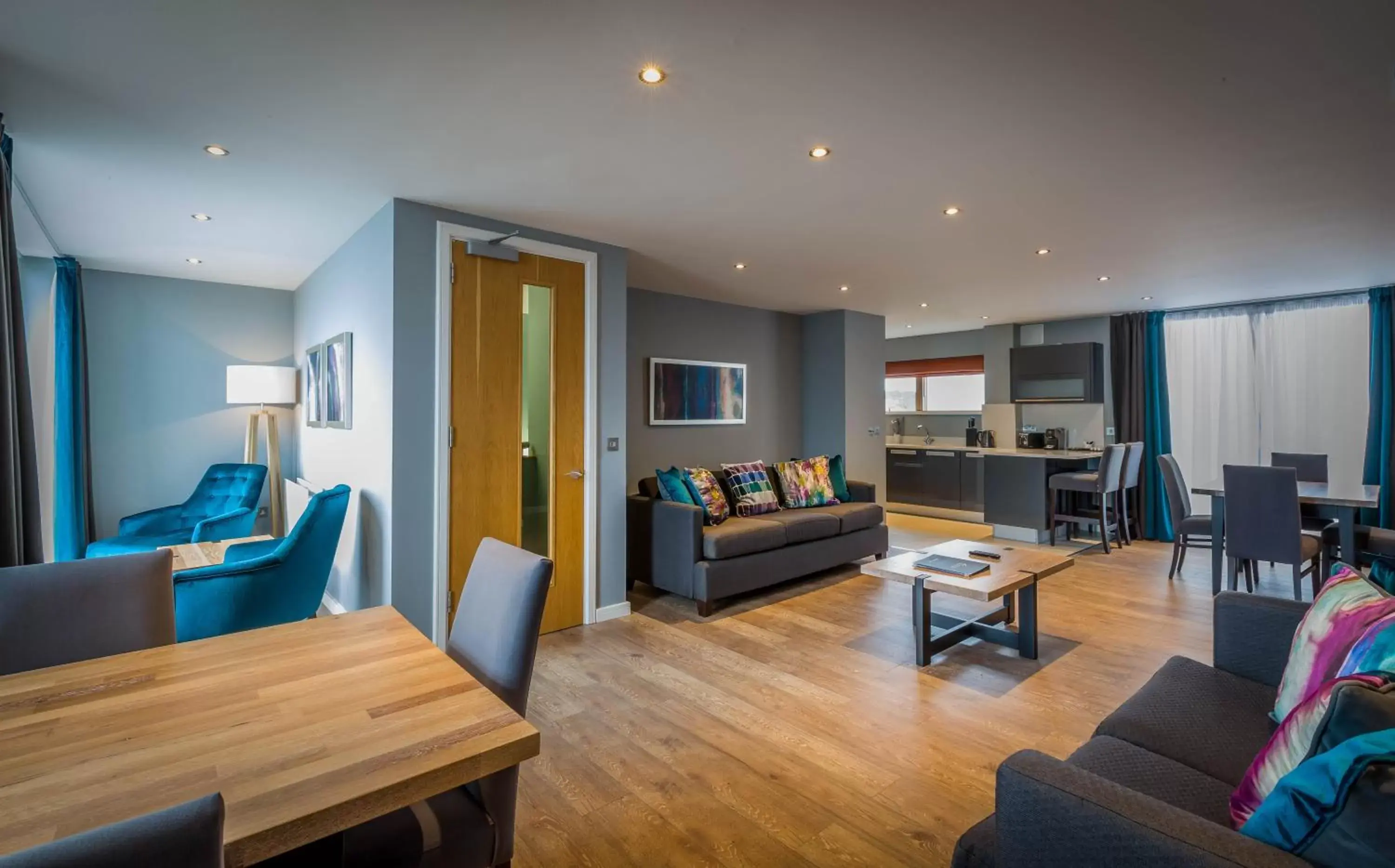 Dining area, Seating Area in Talbot Suites at Stonebridge