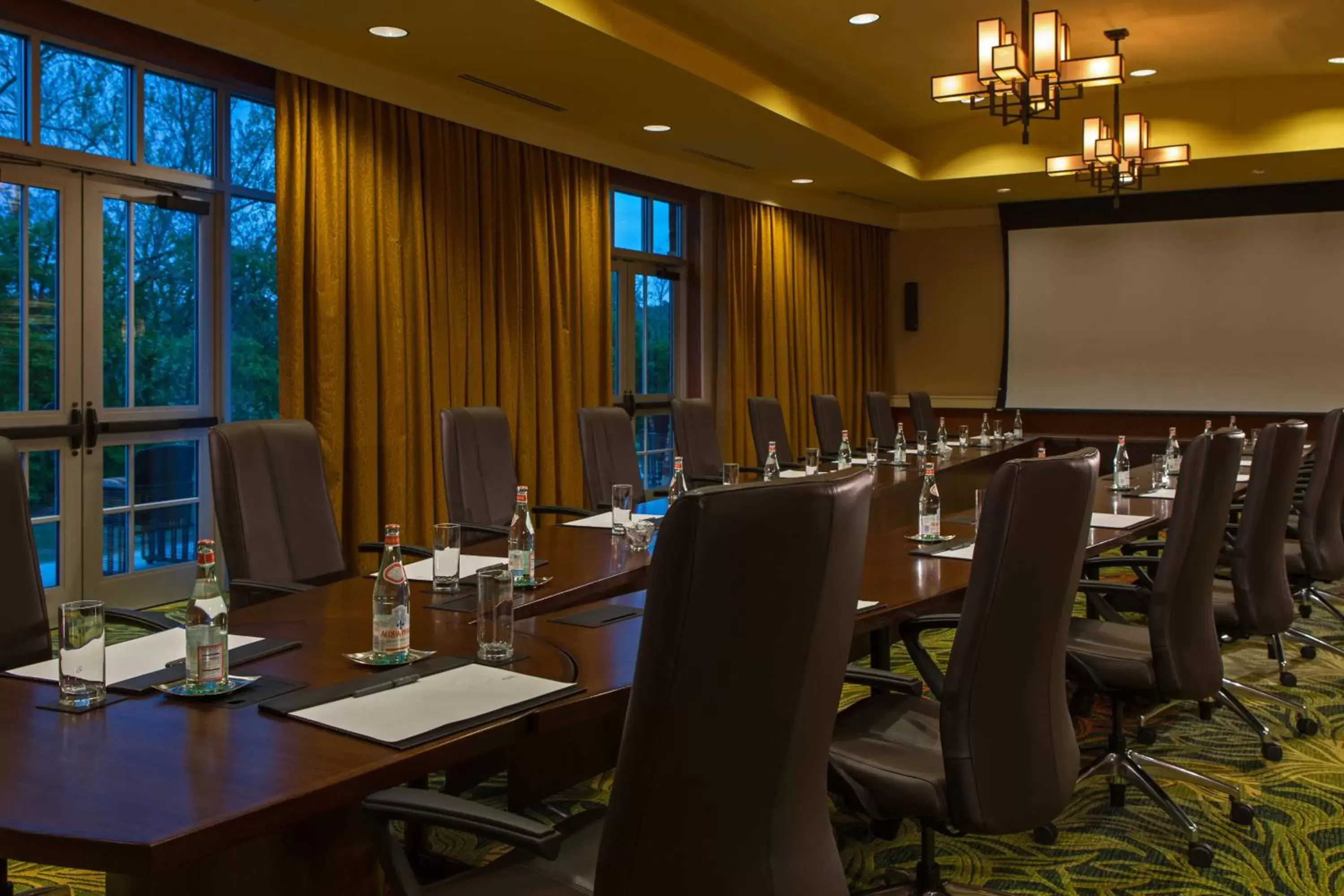 Meeting/conference room, Business Area/Conference Room in MeadowView Marriott Conference Resort and Convention Center