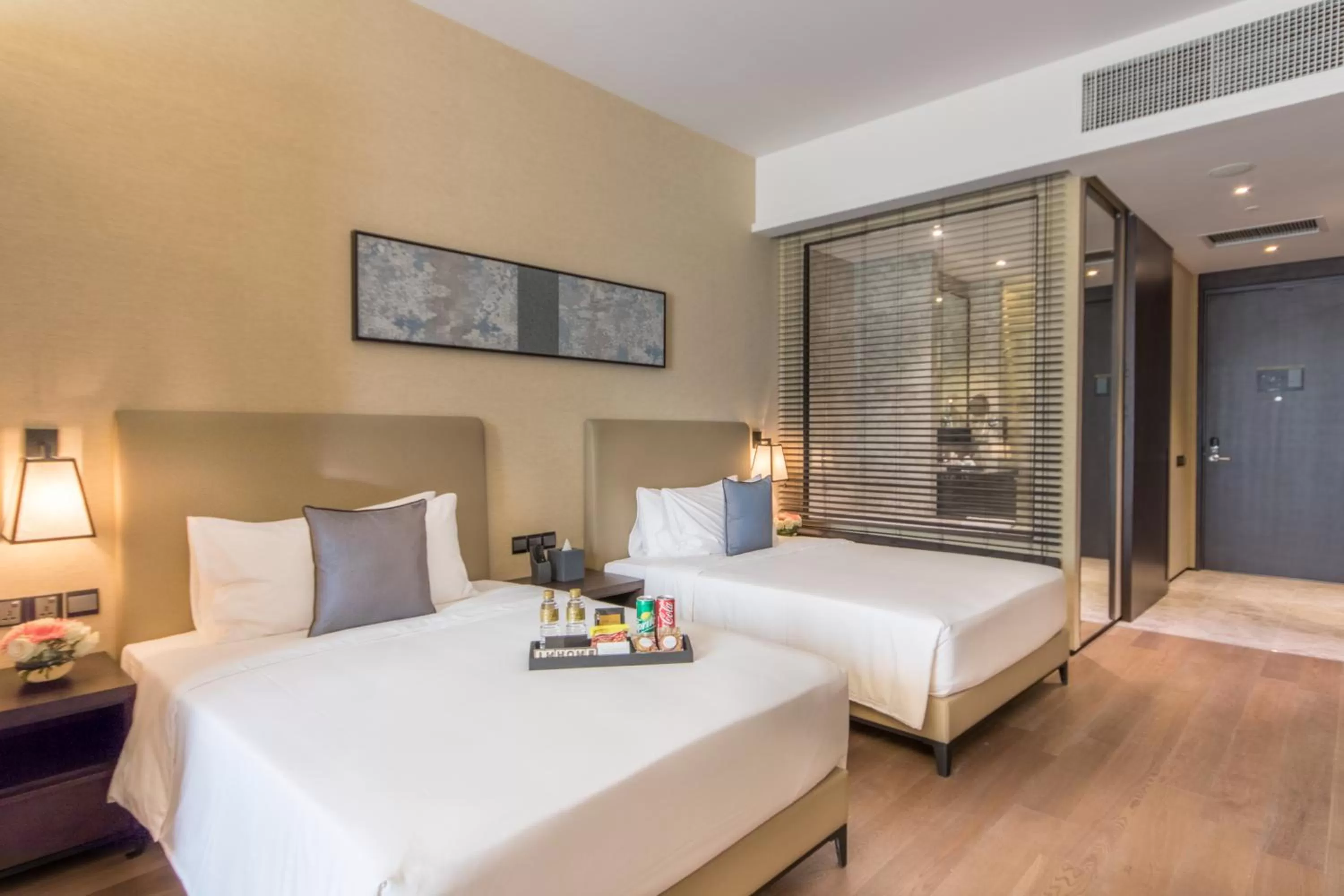 Text overlay, Bed in I'M Hotel