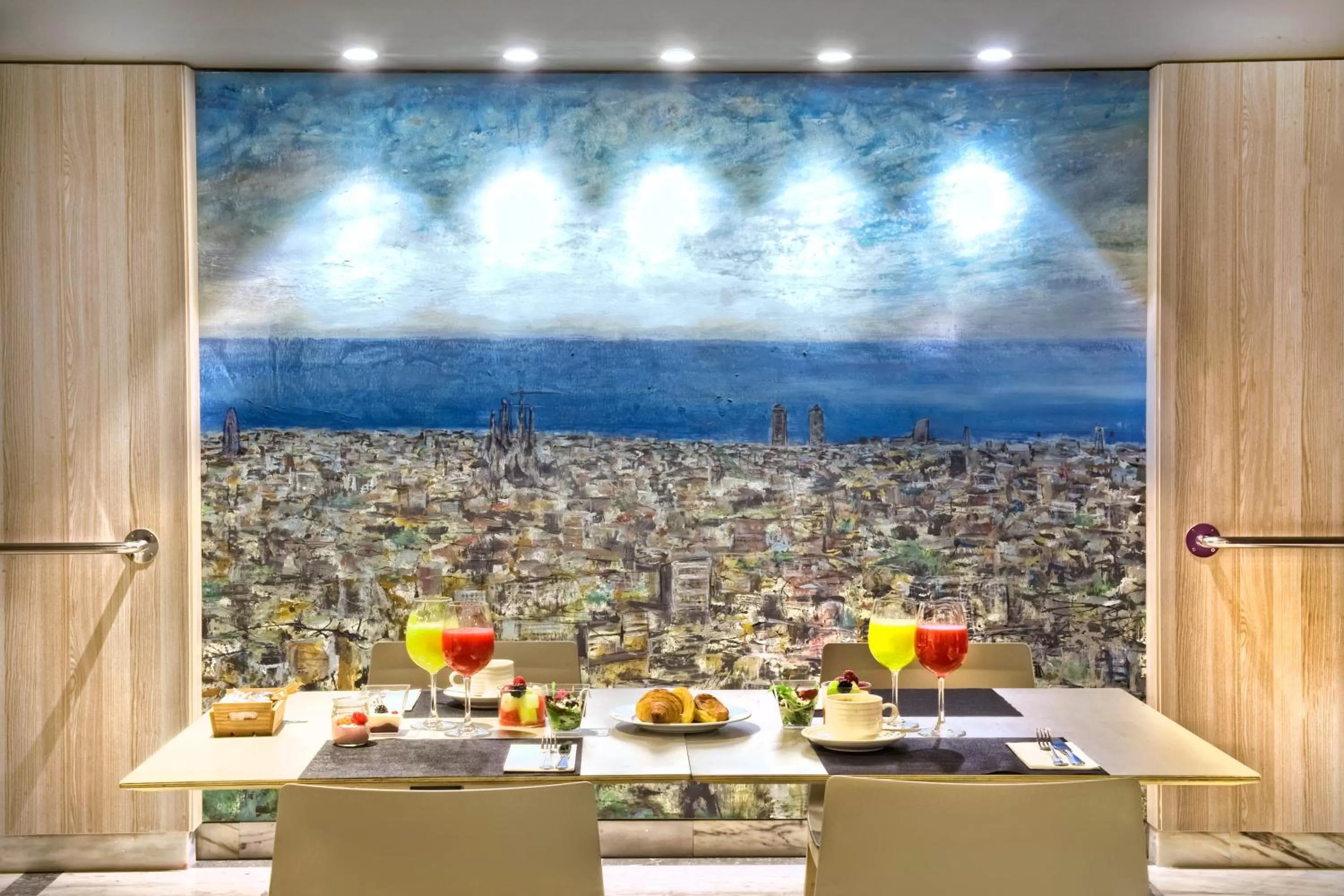 Food in Sallés Hotel Pere IV