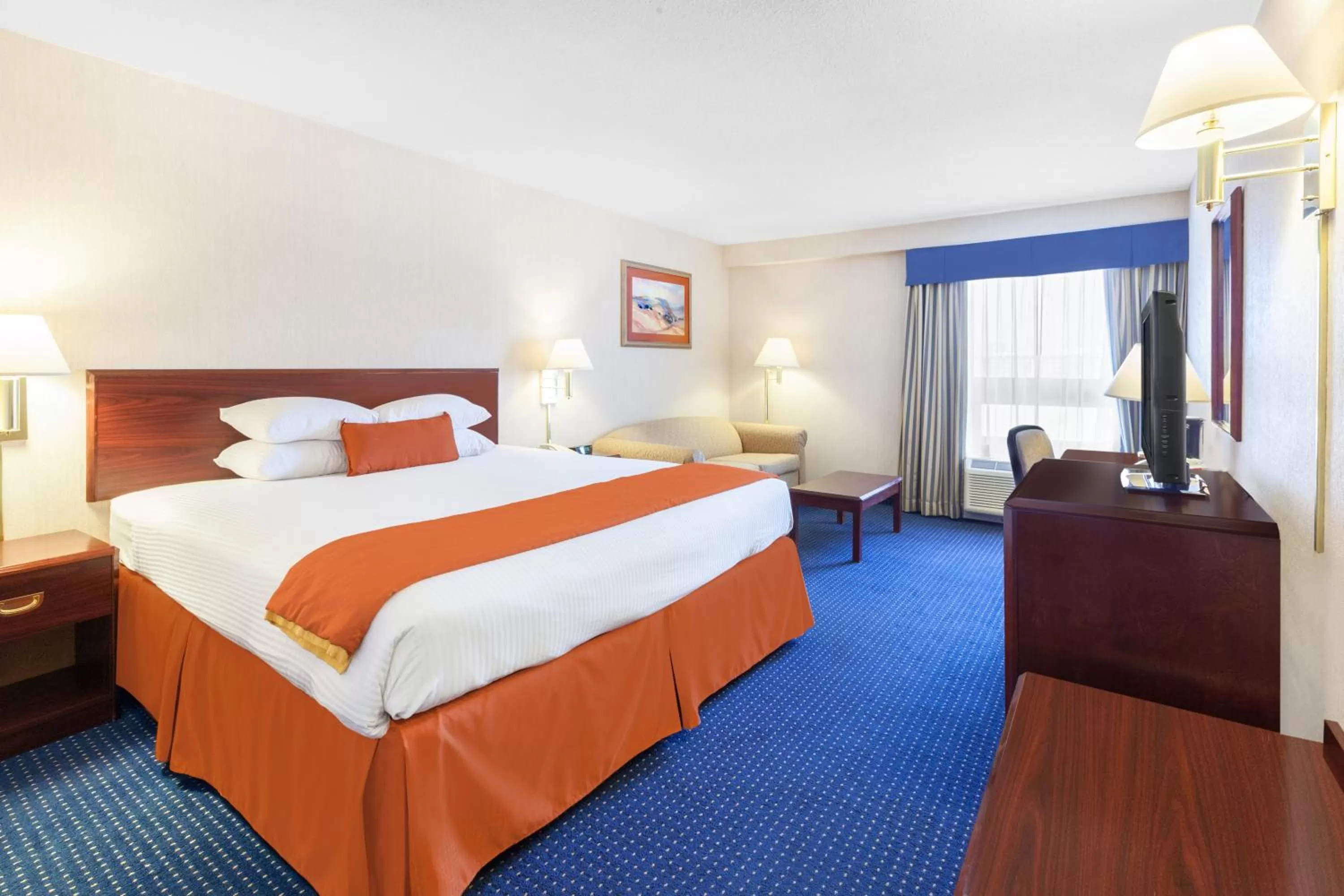 Bedroom, Bed in Wyndham Garden Monterrey Norte