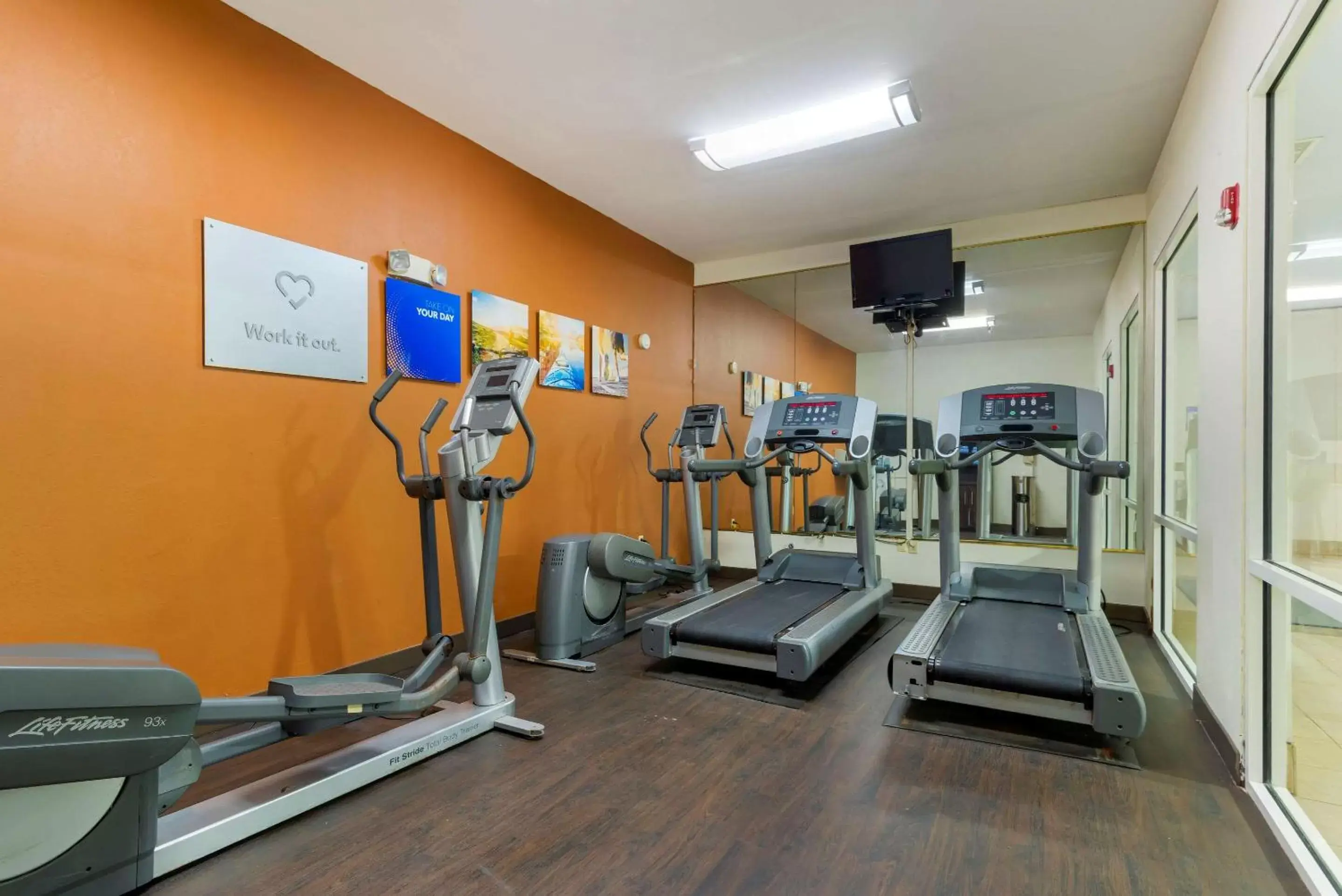 Activities, Fitness Center/Facilities in Comfort Suites Milledgeville