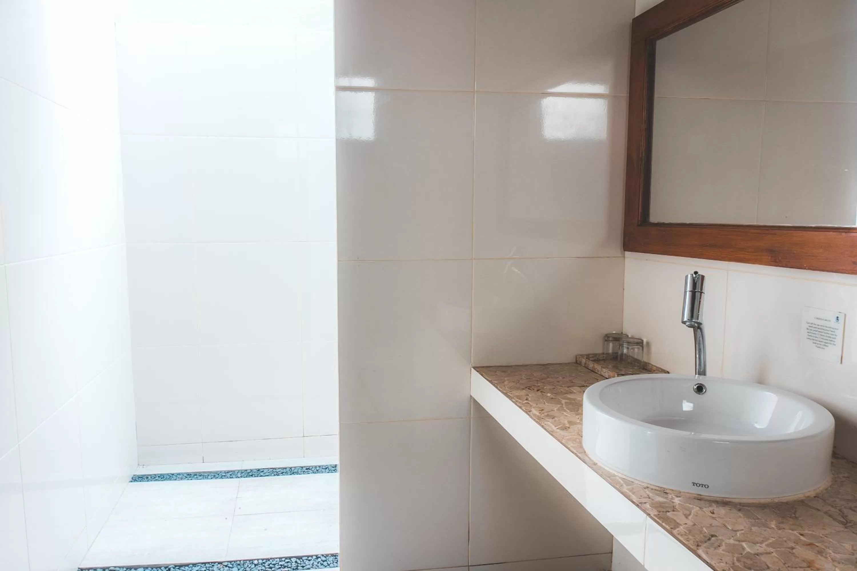 Bathroom in Gili One Resort