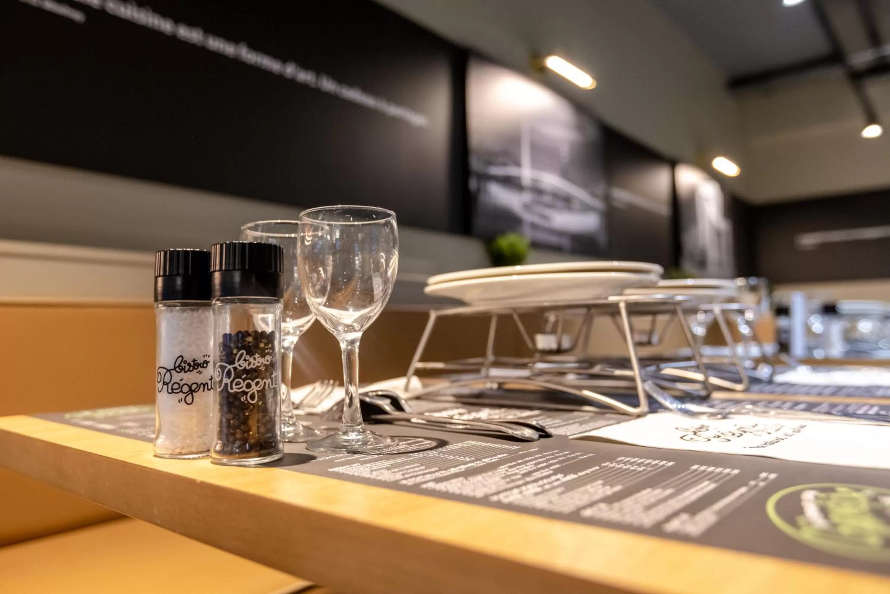 Restaurant/places to eat in Birgit Hôtel Le Havre Centre