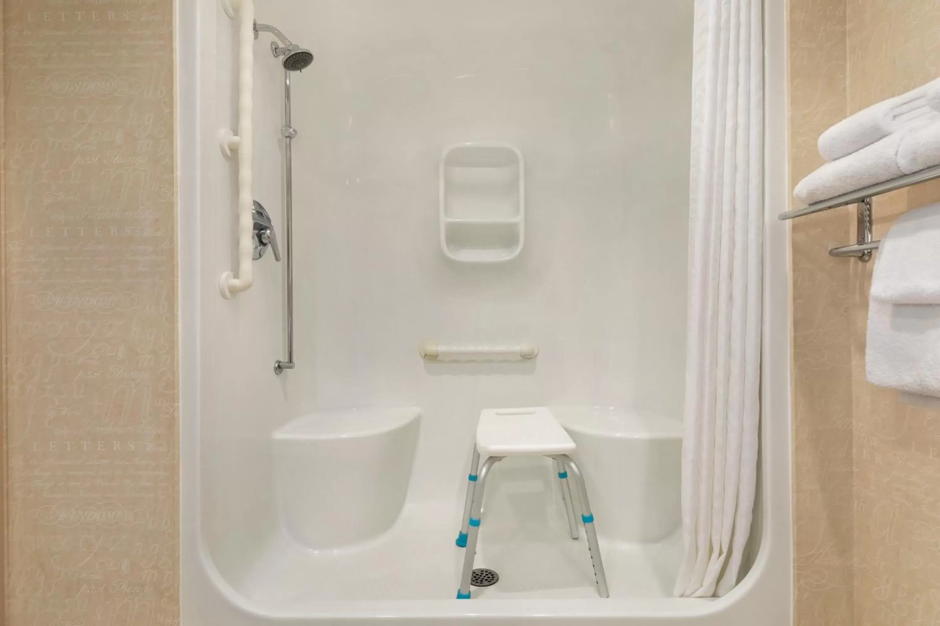 Bathroom in Royal Hotel Calgary, Trademark Collection by Wyndham