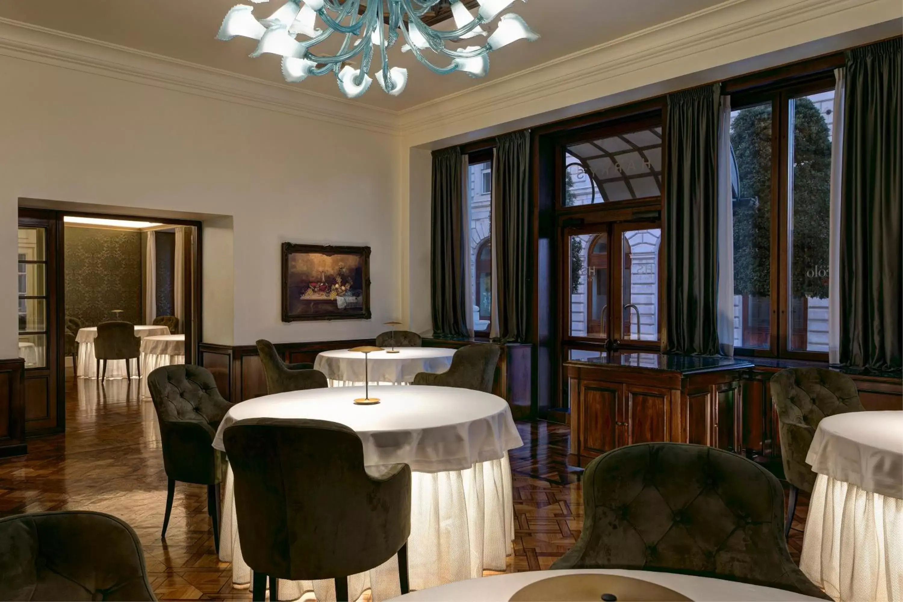 Restaurant/places to eat, Dining Area in Grand Hotel Duchi d'Aosta