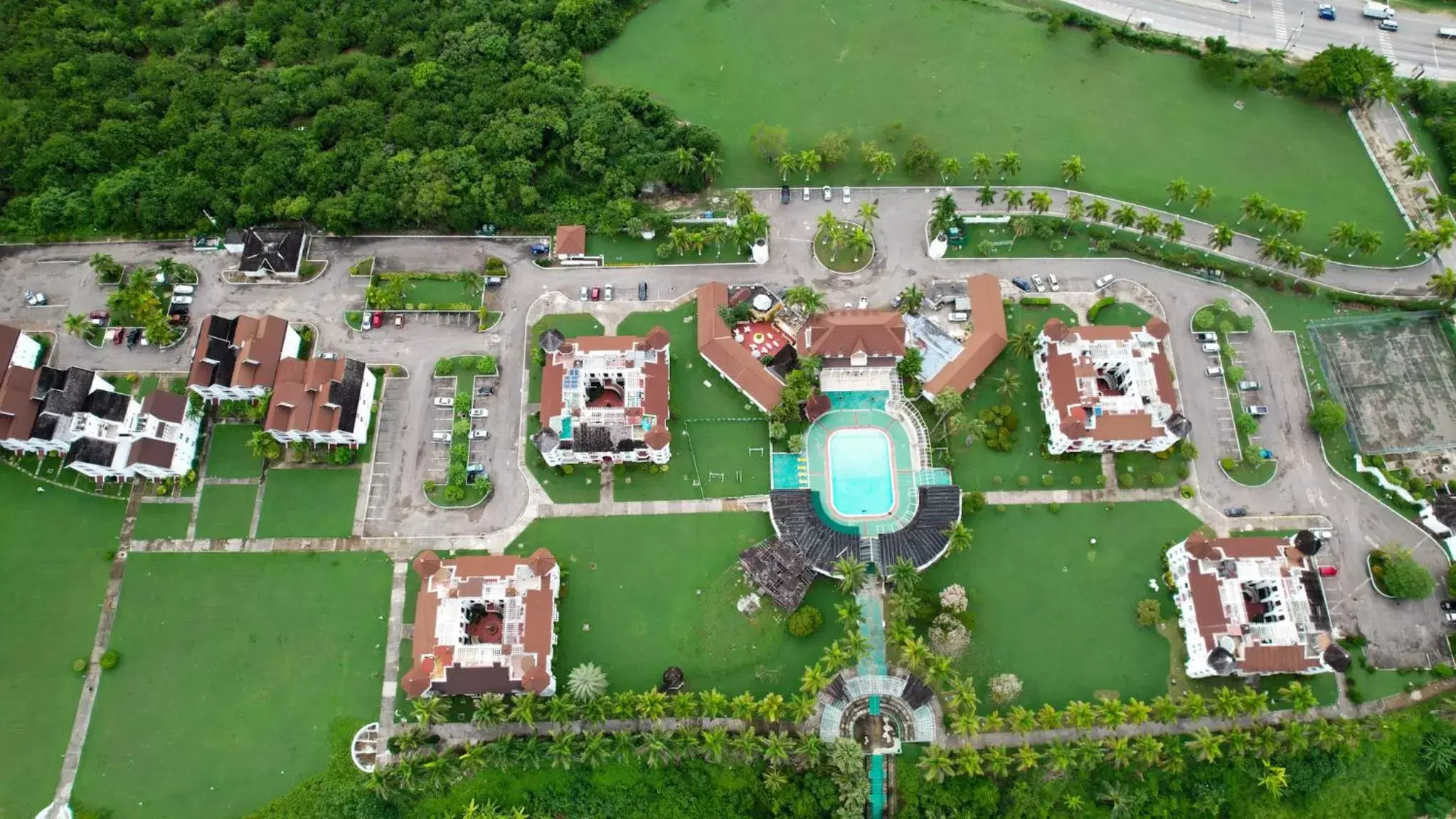 Bird's-eye View in Seacastles by the beach/pool