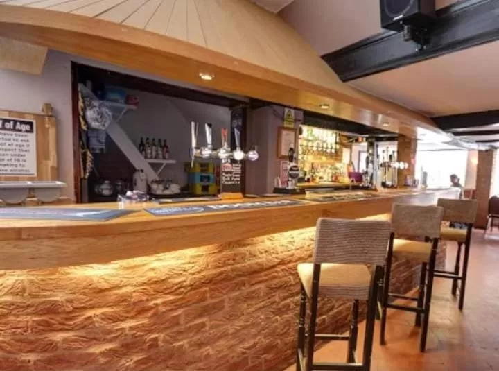 Lounge or bar in The Wheatsheaf Inn