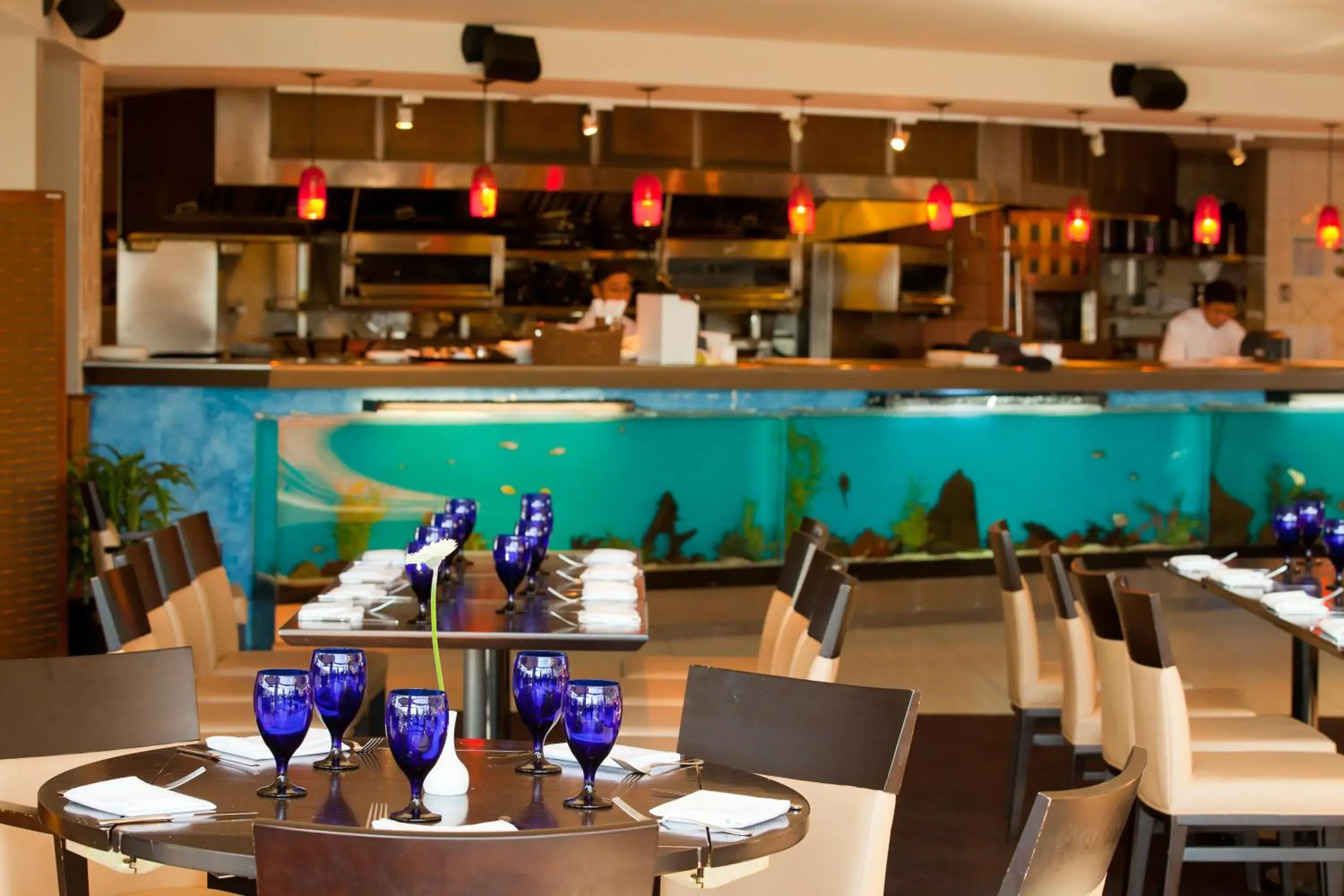 Restaurant/places to eat in Granville Island Hotel Restaurant/places to eat in Granville Island Hotel