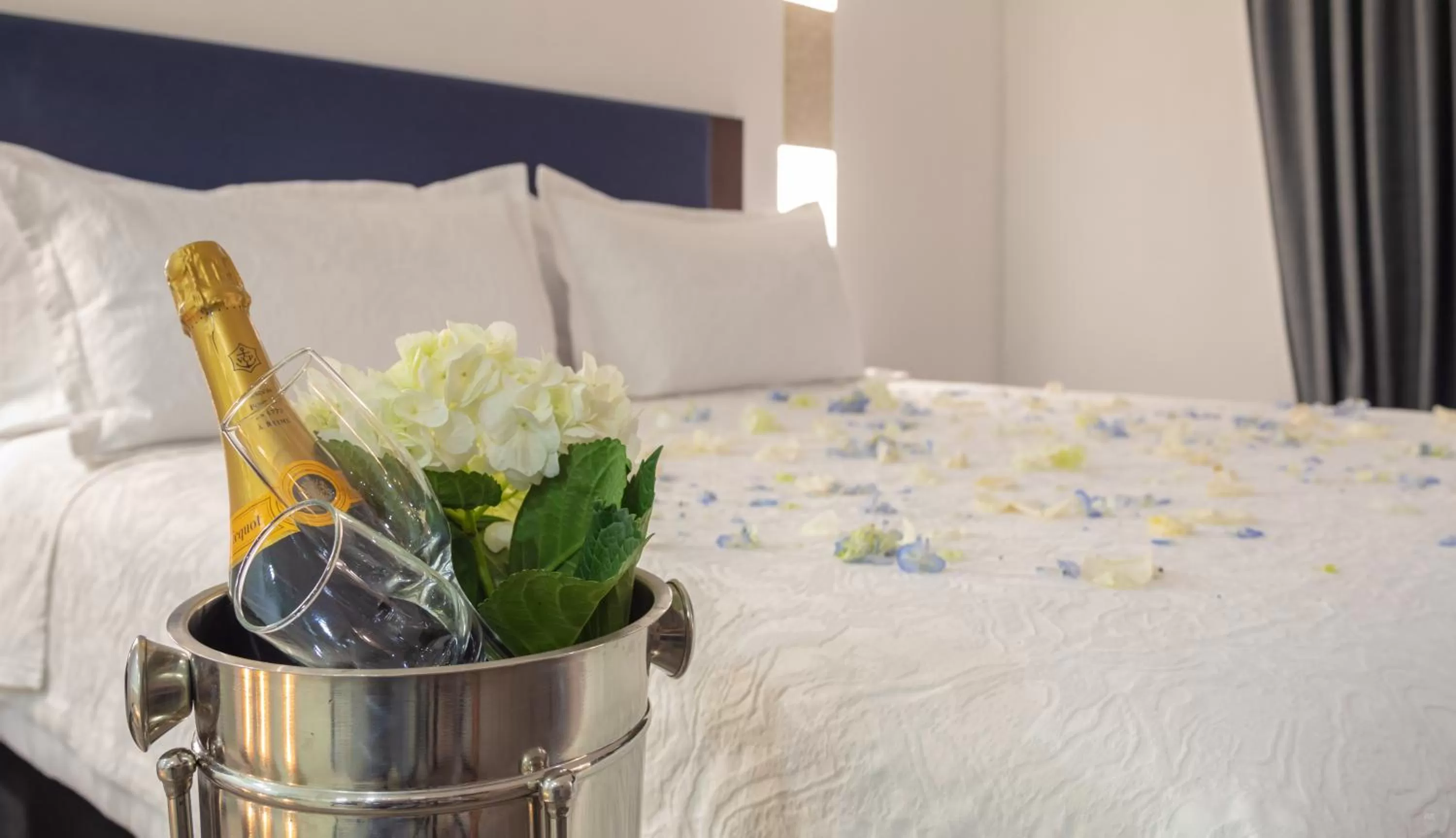 Bed in Hotel Santa Catalina By OxoHotel