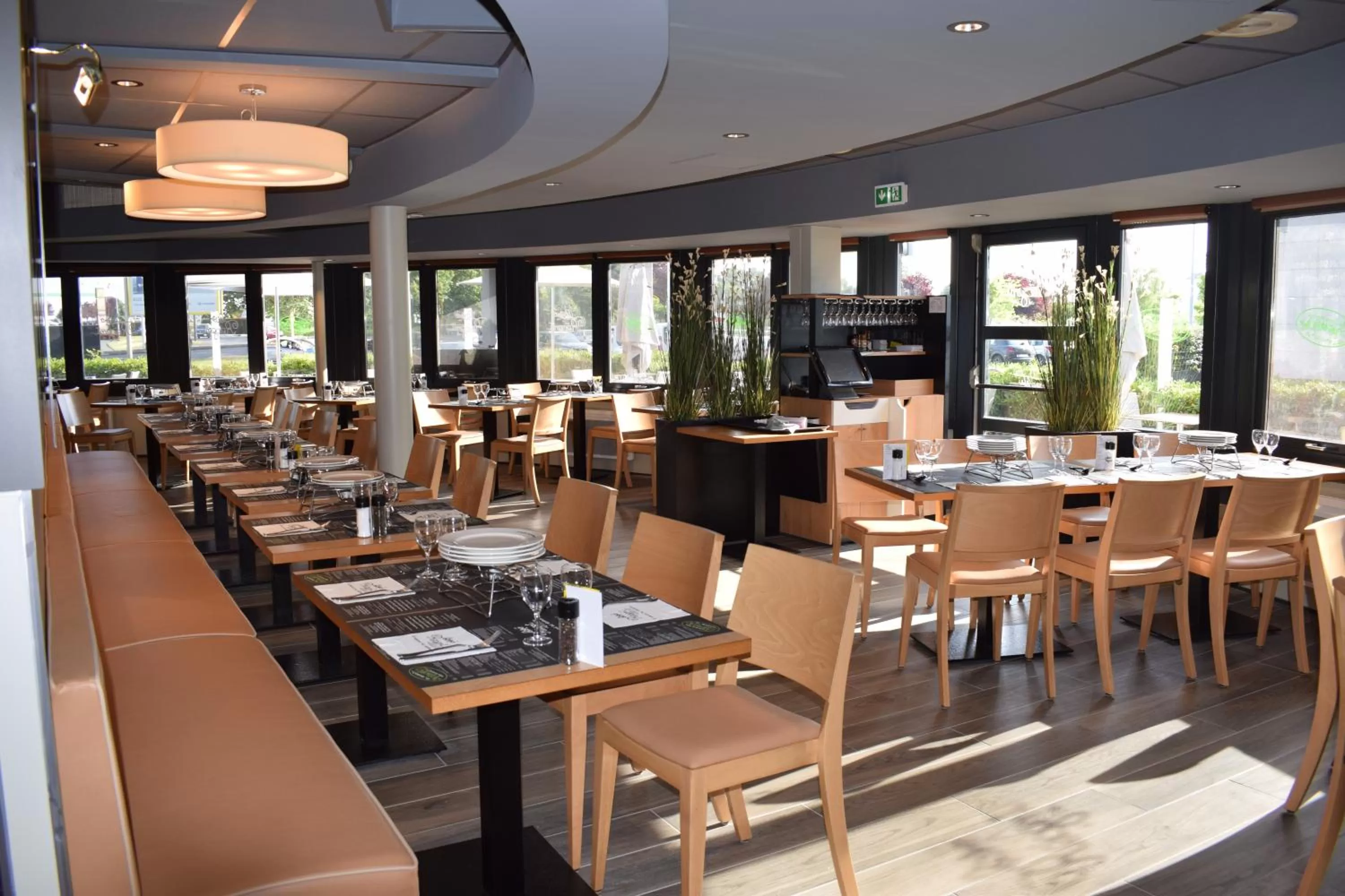 Restaurant/places to eat in ibis Tours Nord