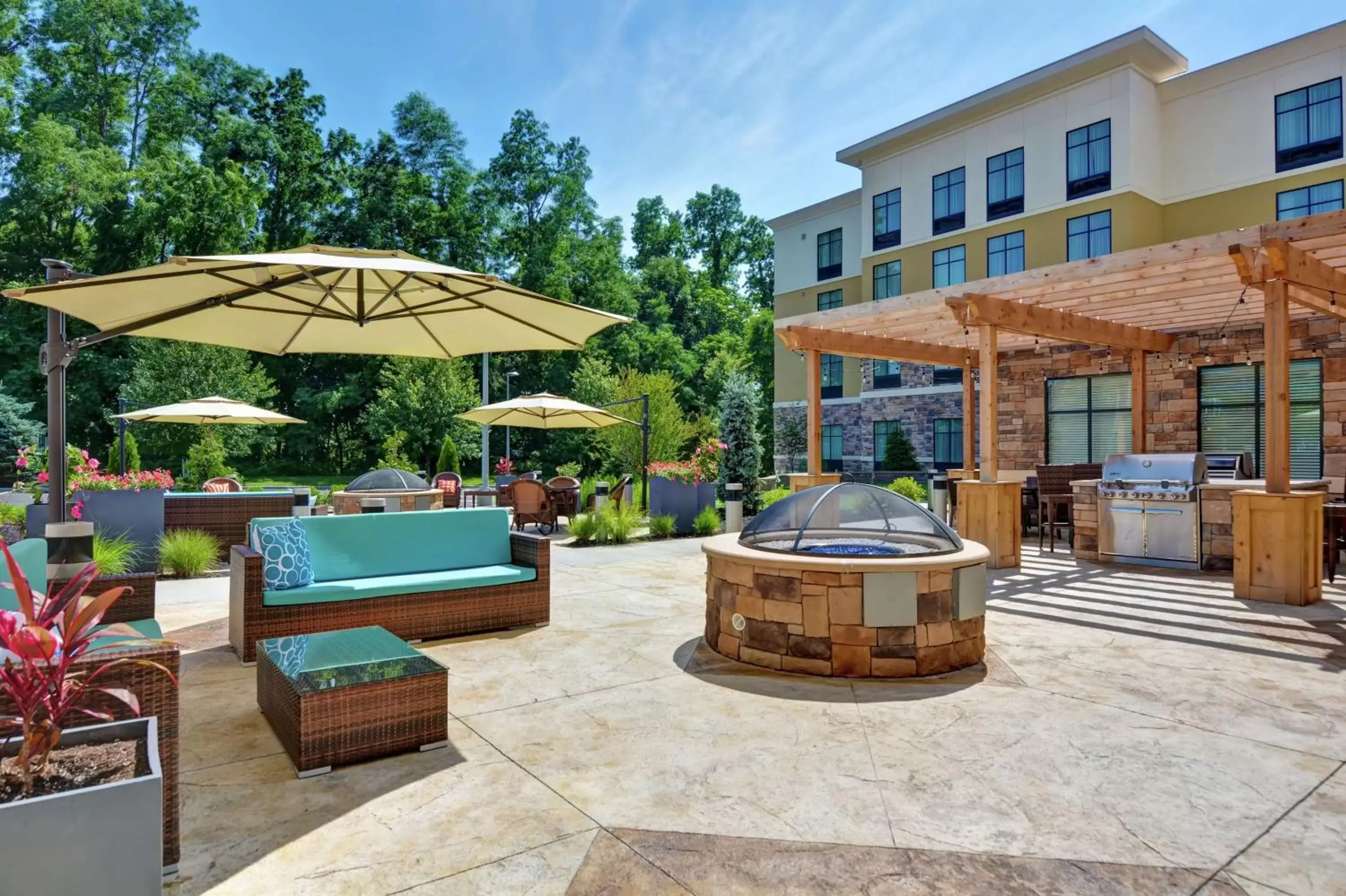 Patio in Homewood Suites By Hilton Poughkeepsie