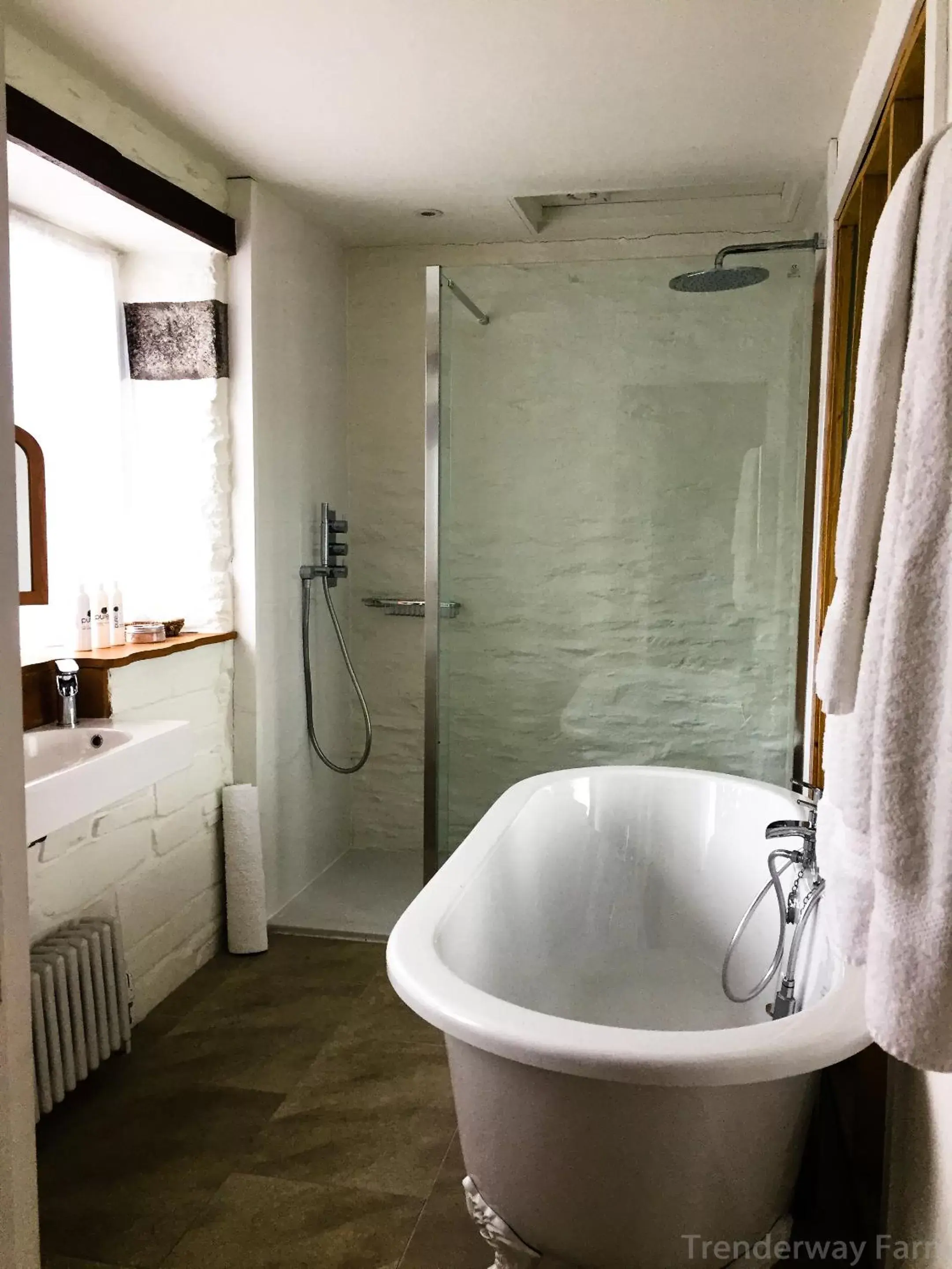 Bathroom in Trenderway Farm