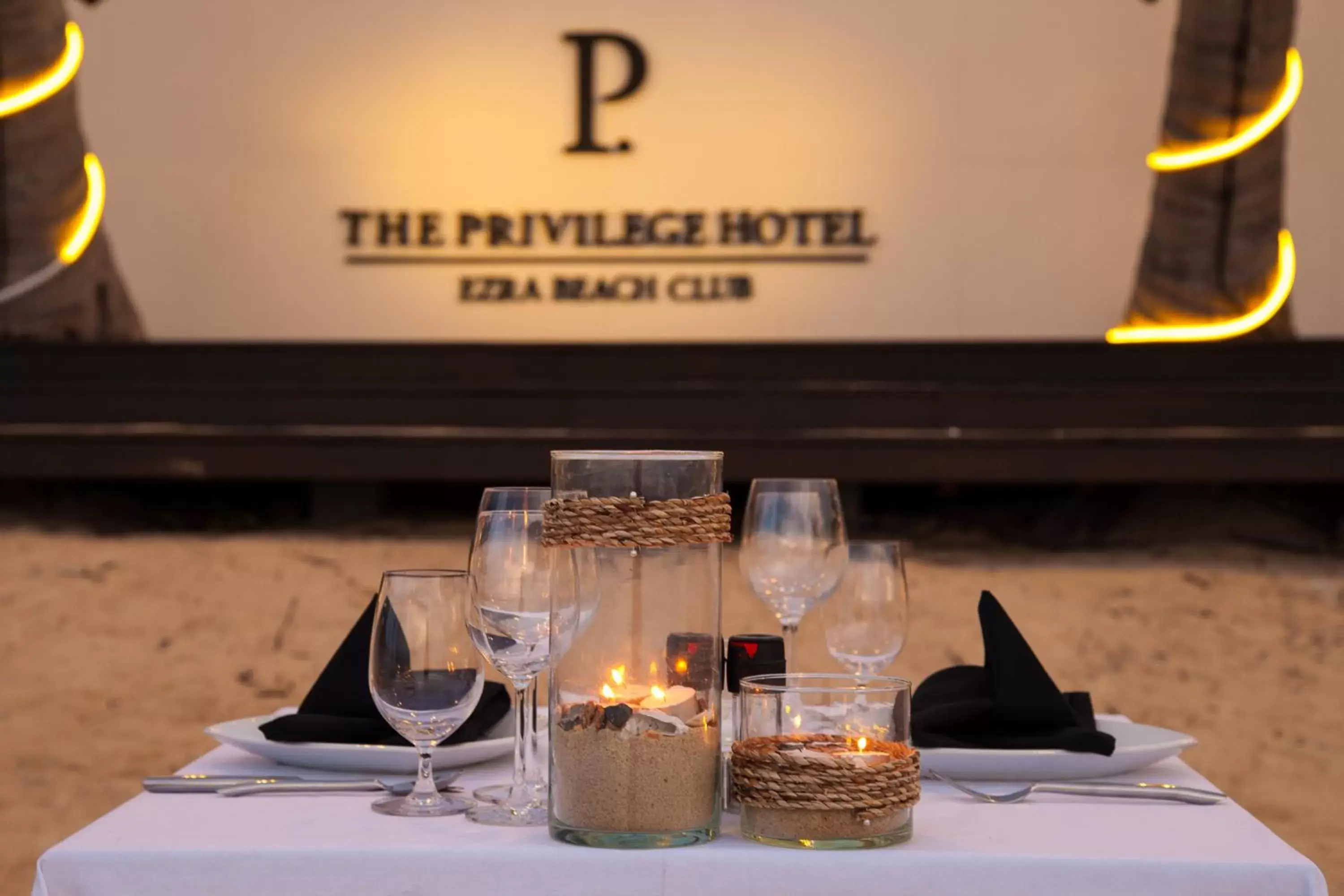 Restaurant/Places to Eat in The Privilege Hotel Ezra Beach Club