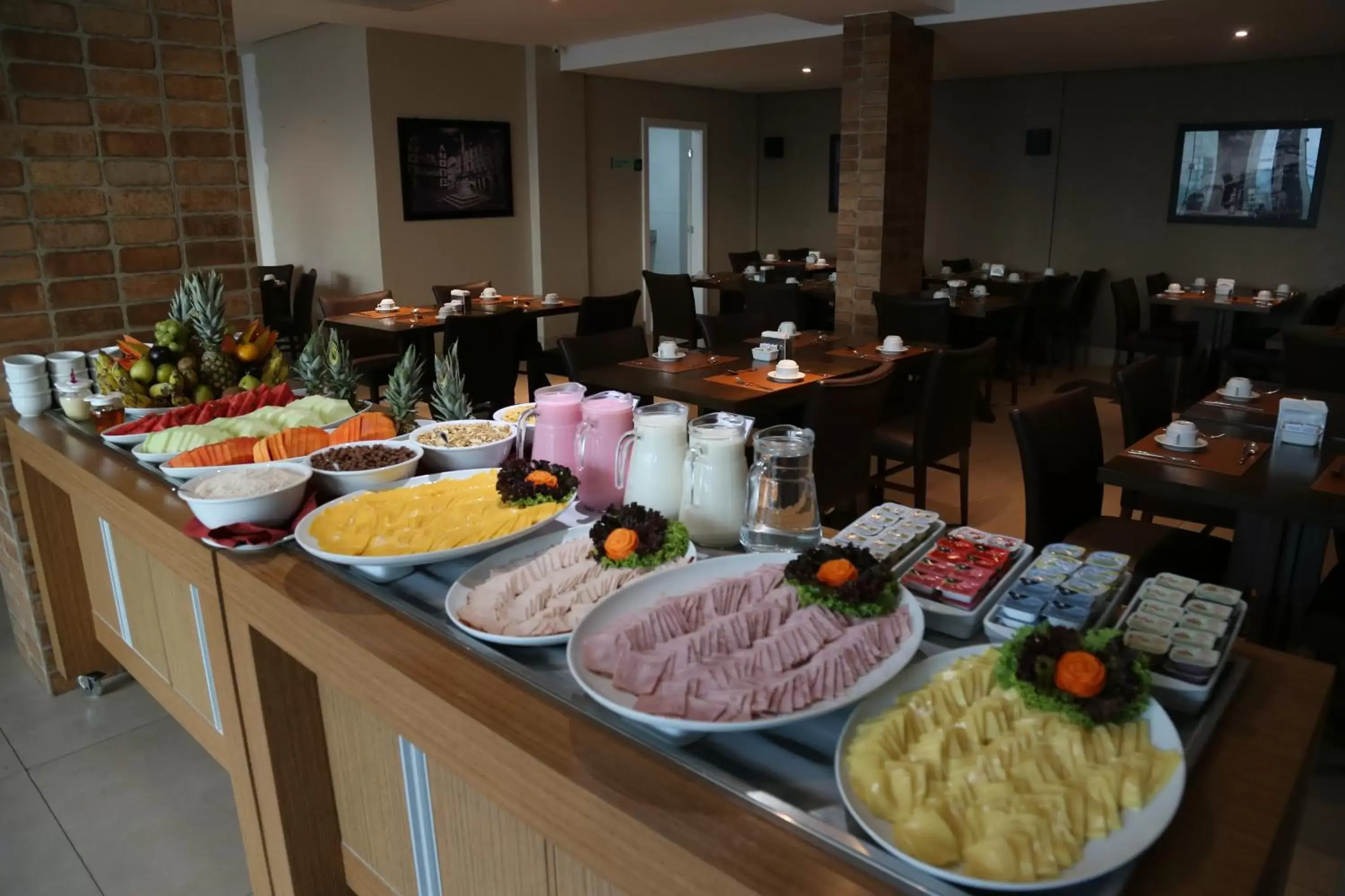 Buffet breakfast, Restaurant/Places to Eat in Real Classic Bahia Hotel