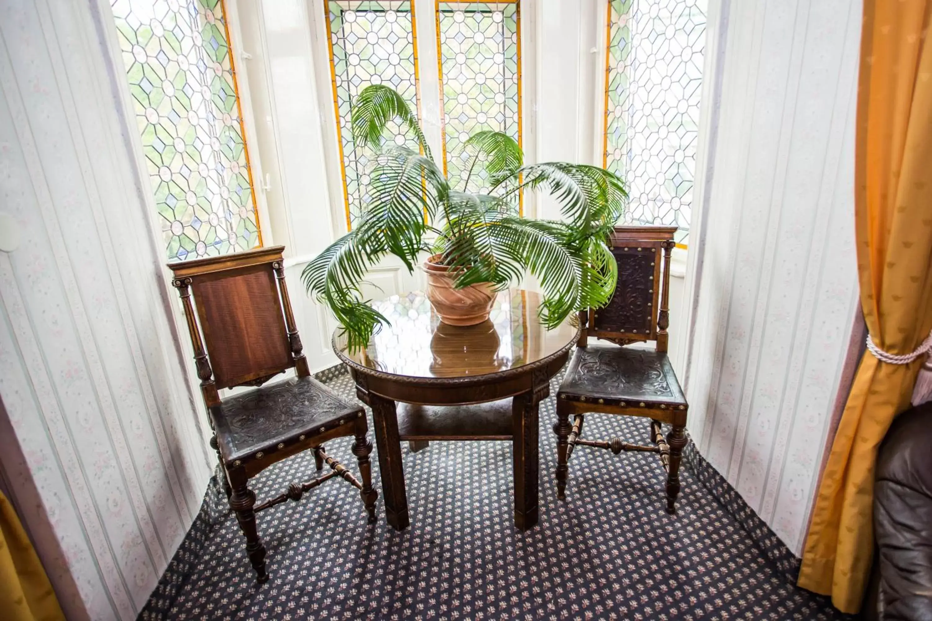 Decorative detail, Dining Area in Hotel Atlanta