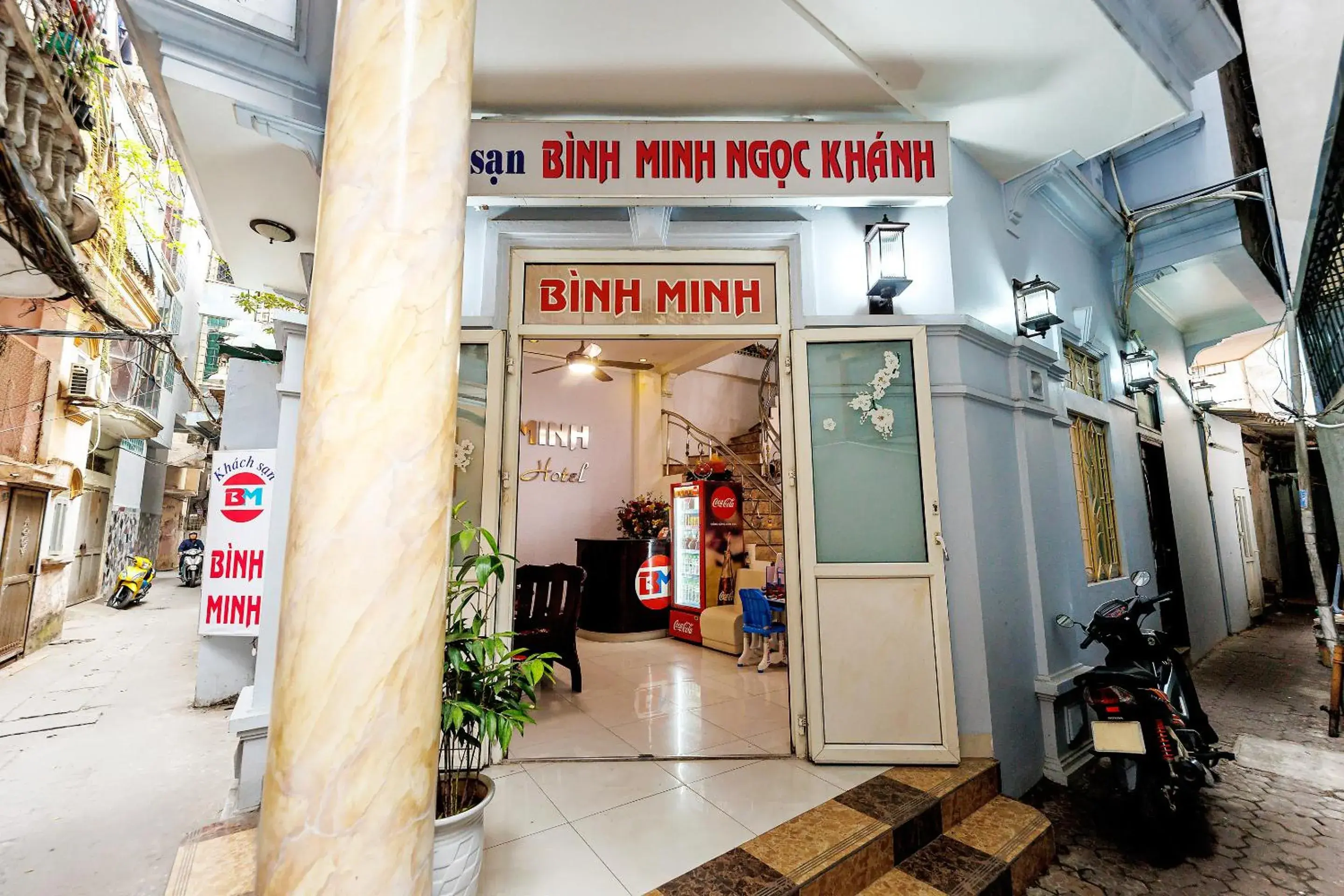 Property building in Binh Minh Hotel - 84 Ngoc Khanh