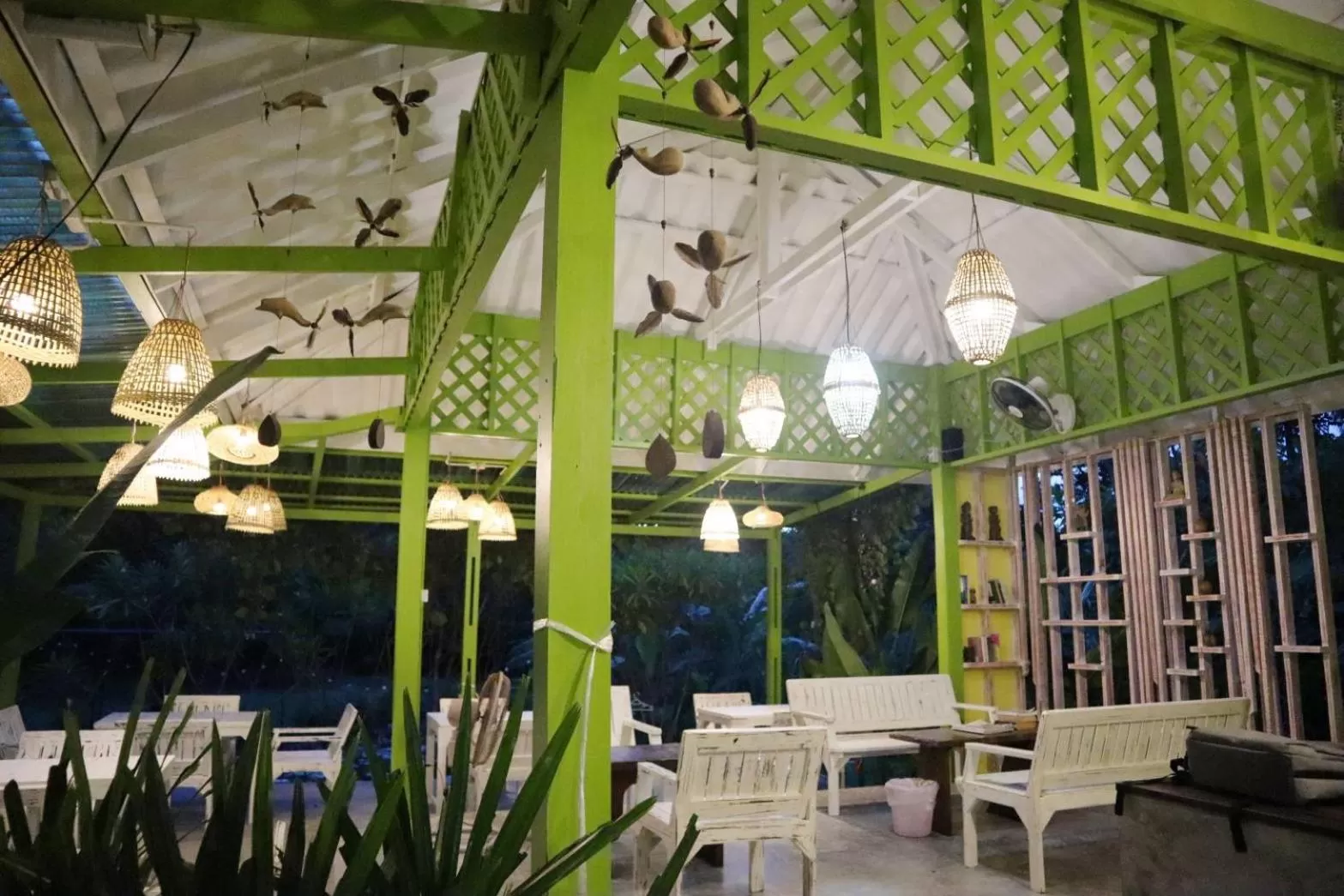 Restaurant/places to eat in Baan Bua Cottage SHA EXTRA PLUS B5510