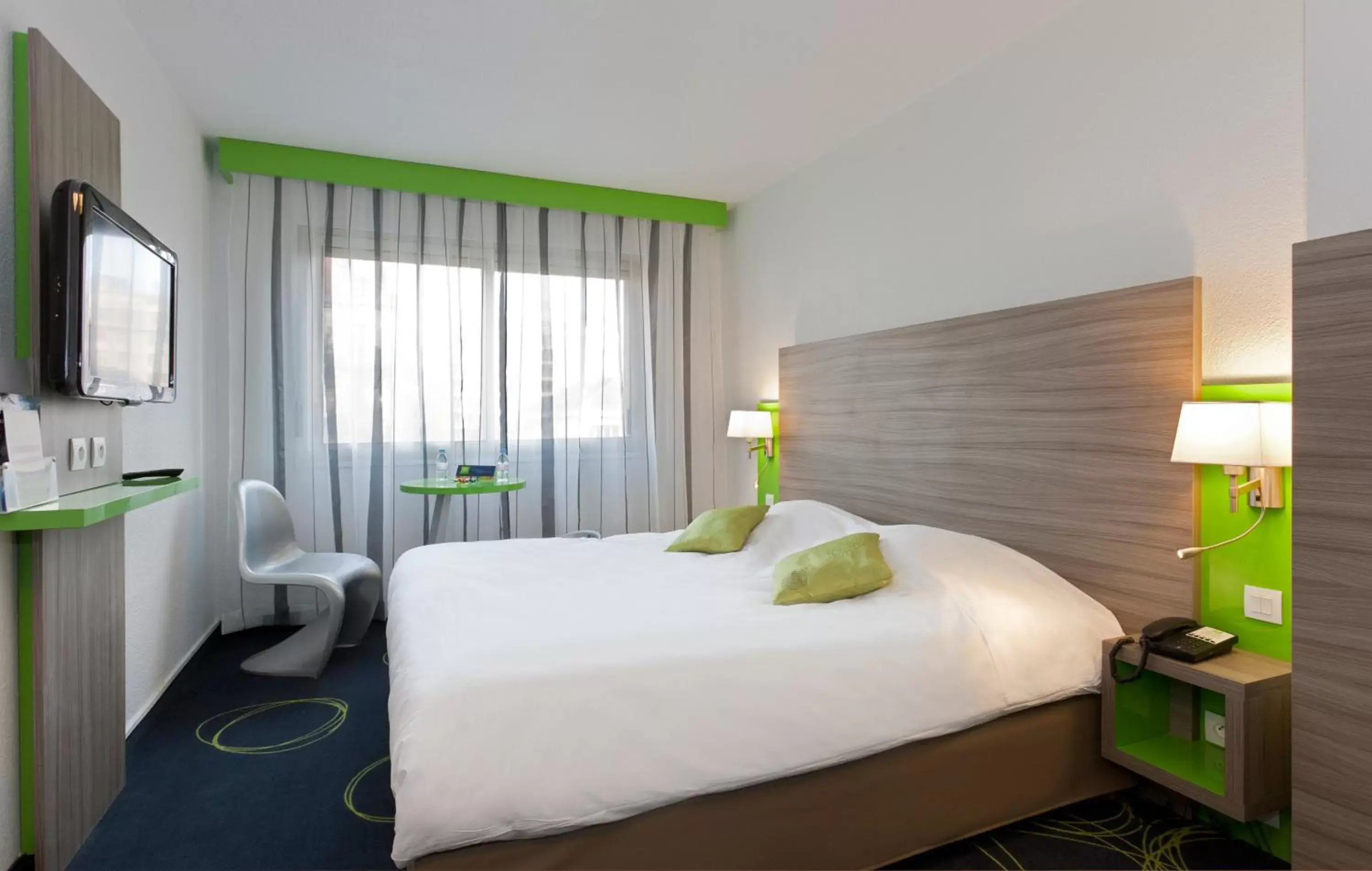 Bedroom in ibis Styles Grenoble Centre Gare