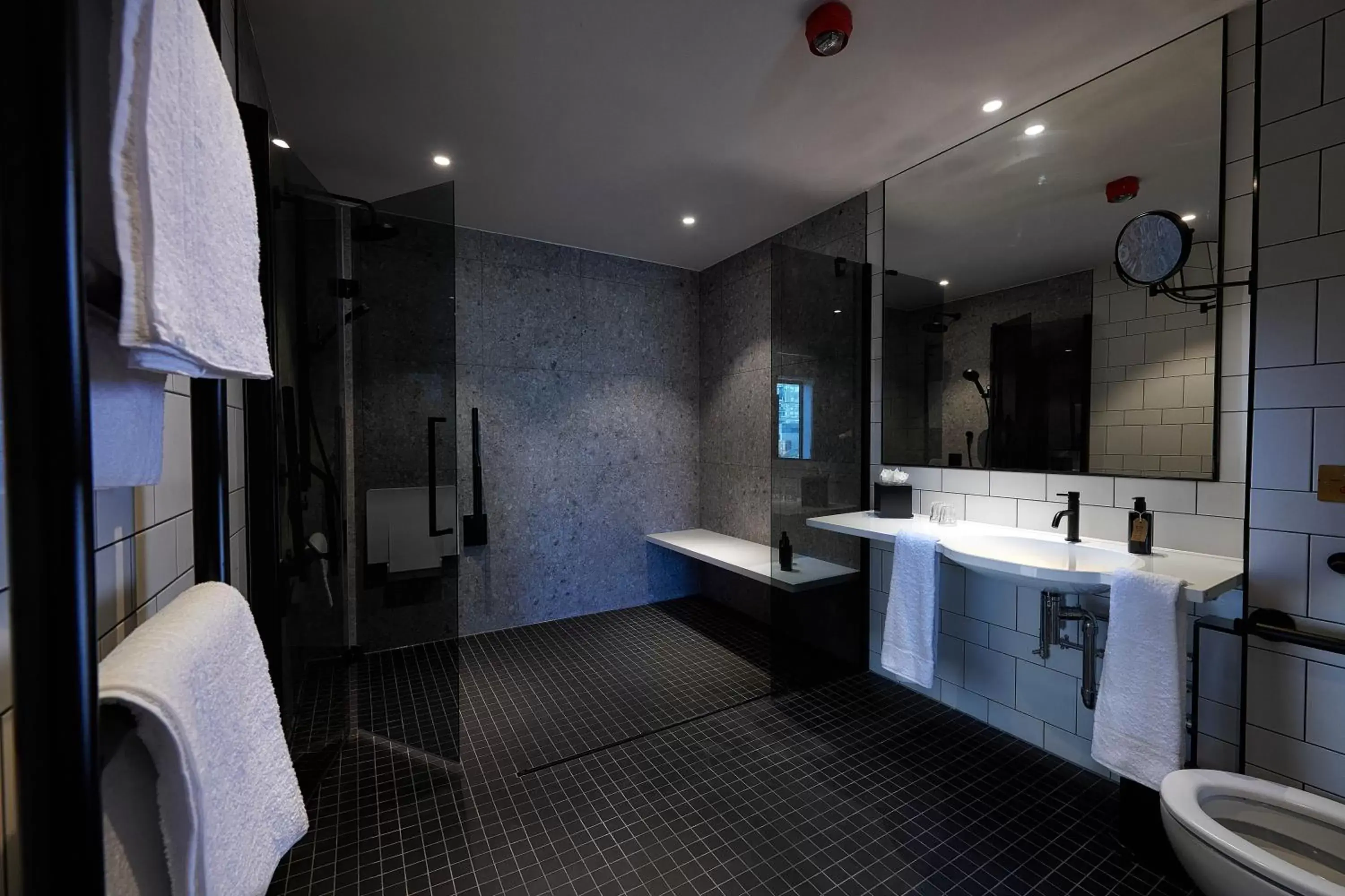 Bathroom in Hotel Brooklyn Manchester