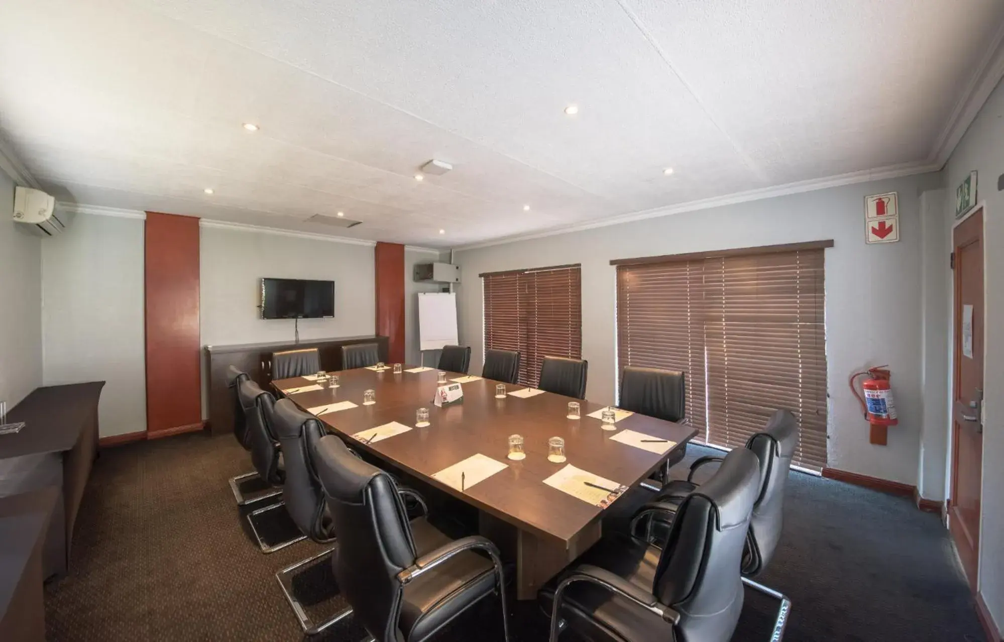Business facilities in Birchwood Hotel and OR Tambo Conference Centre