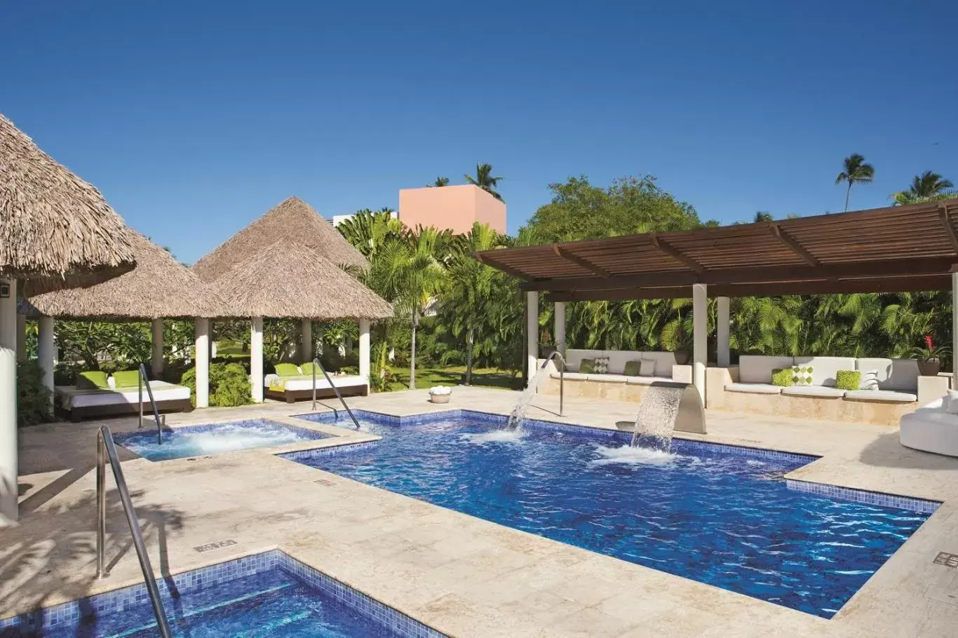 Hot Tub, Swimming Pool in Secrets Royal Beach Punta Cana - Adults Only