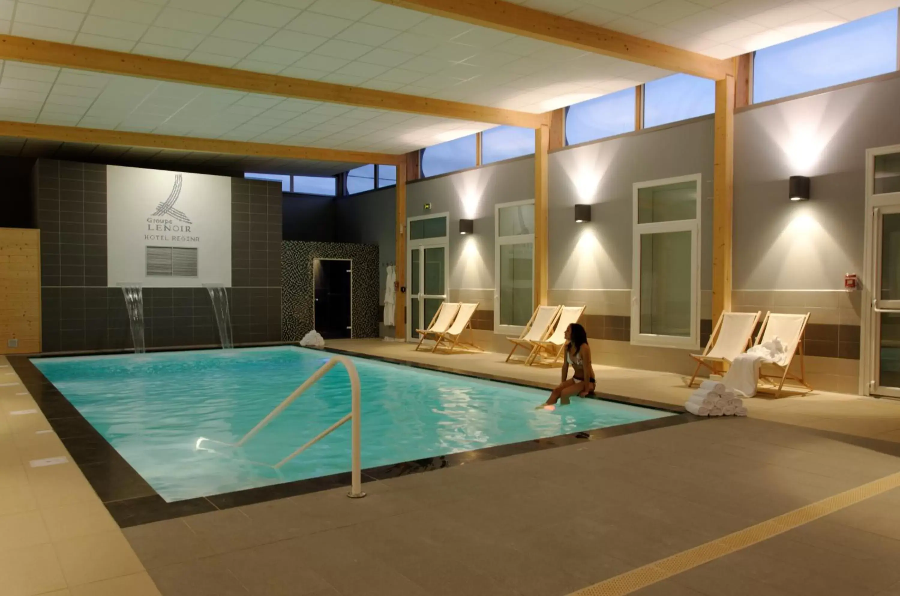 Swimming Pool in Hotel Regina & Spa