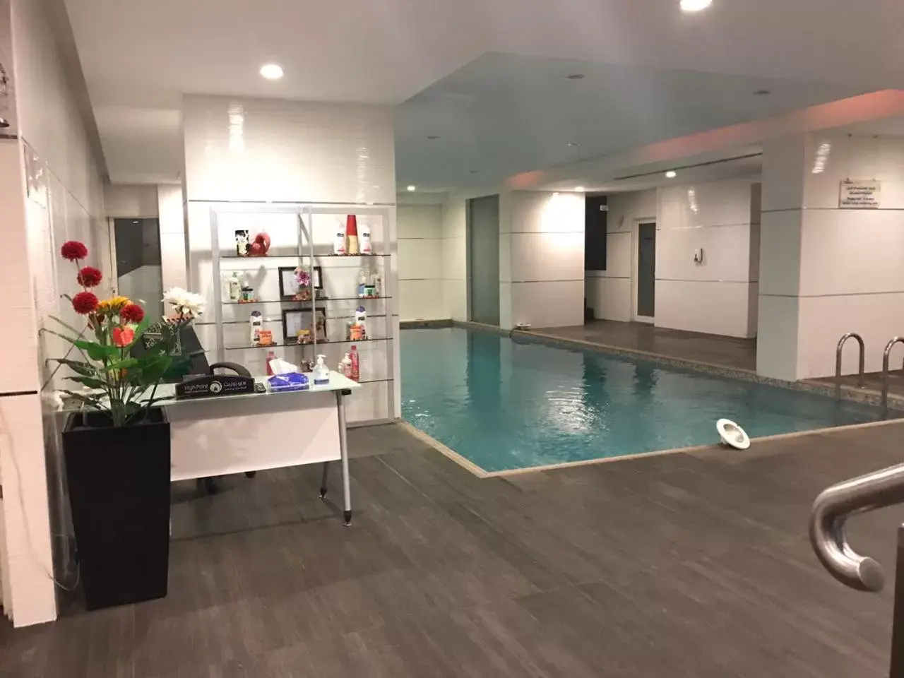 Swimming pool in MANAZEL Al DIAFA SERVICED APARTMENTS