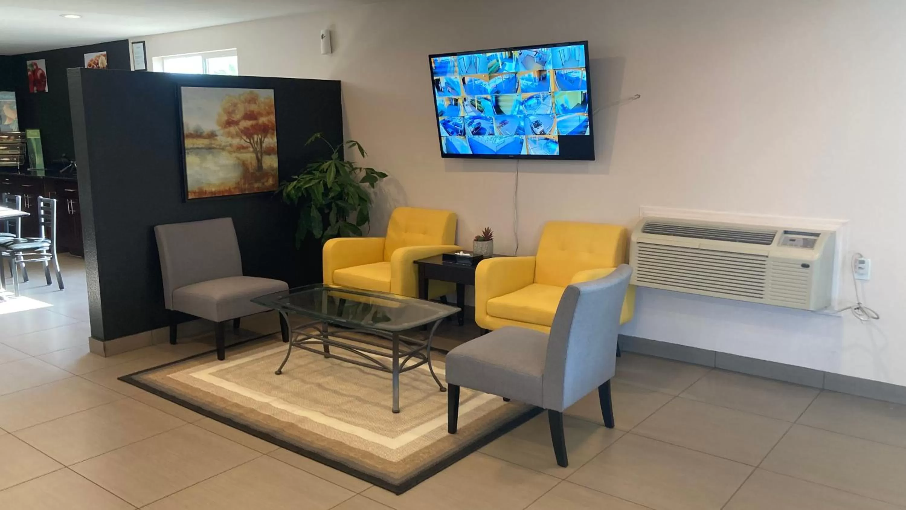 Lobby or reception in Quality Inn & Suites near Downtown Bakersfield