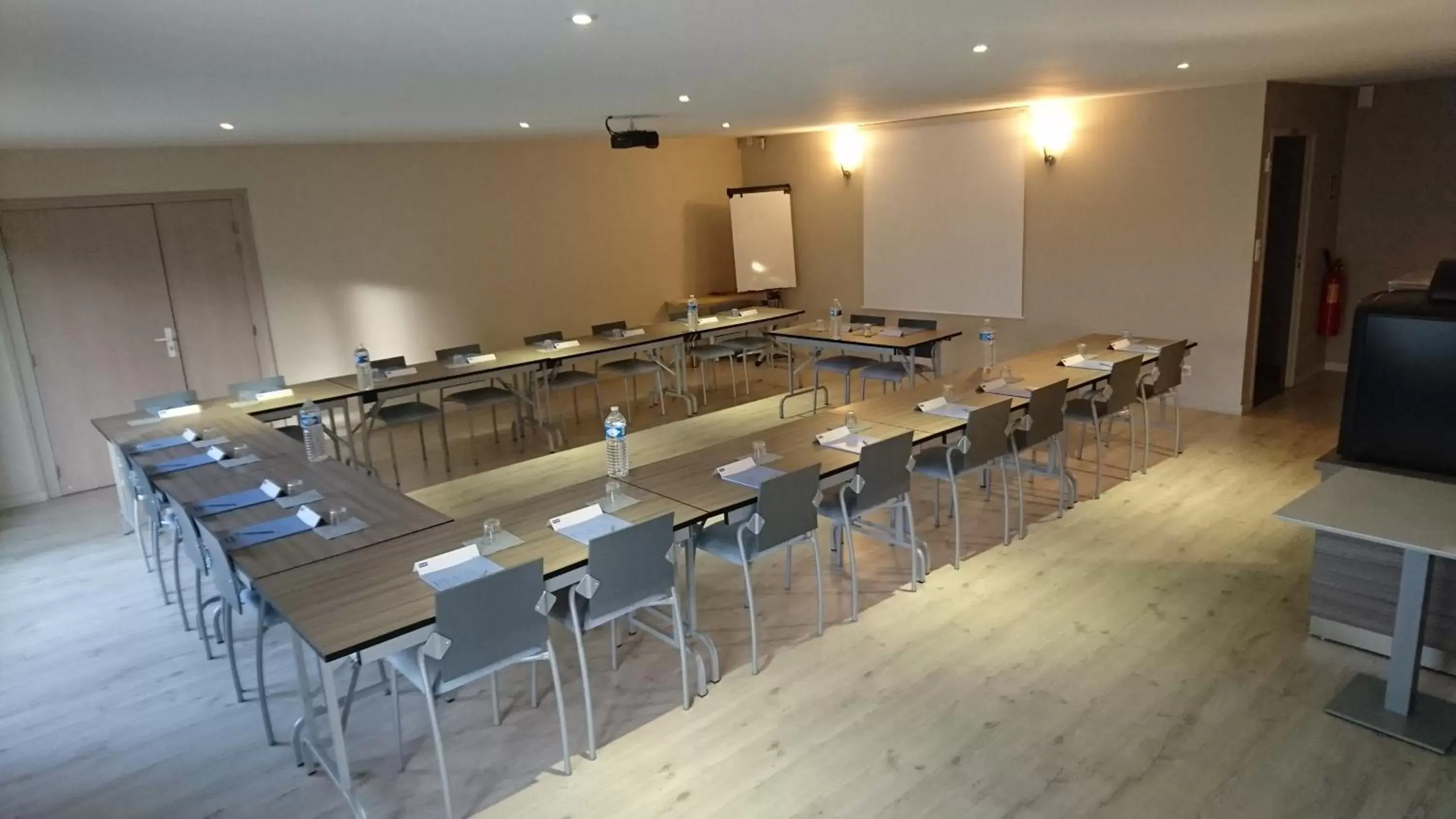 Business facilities in Kyria Toulouse Sud - Roques