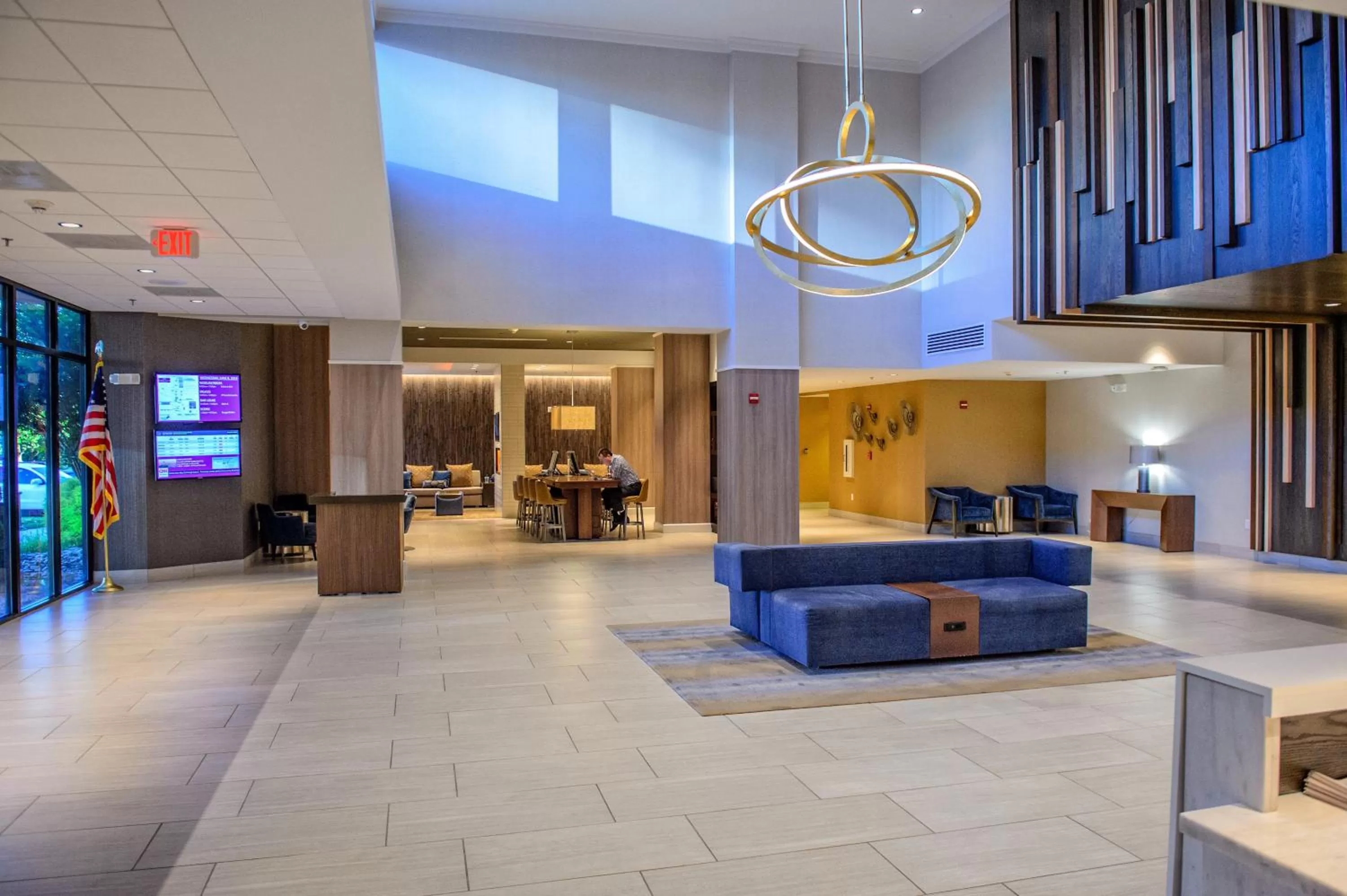 Property building in Crowne Plaza Dulles Airport by IHG