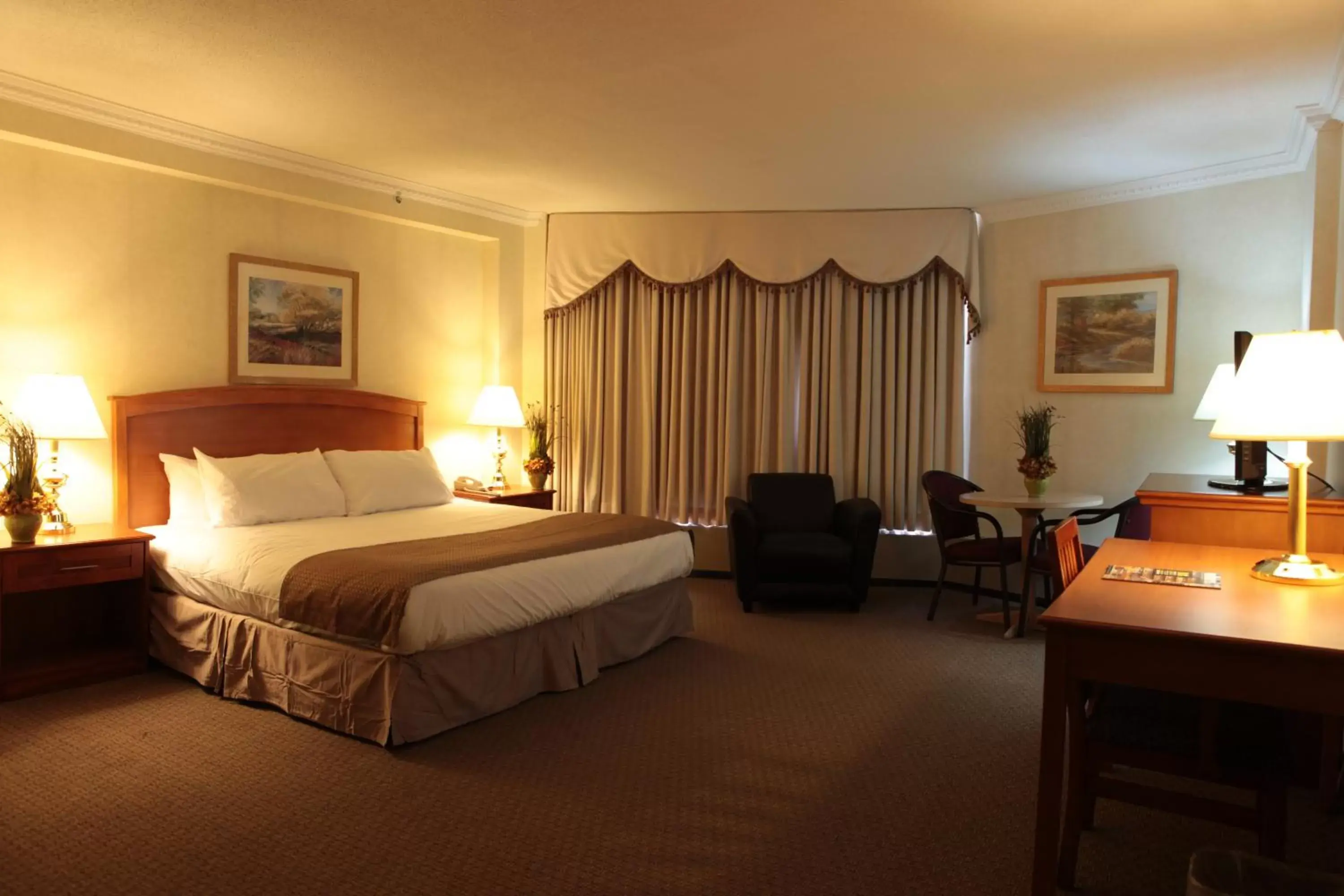 Photo of the whole room in Continental Inn & Suites