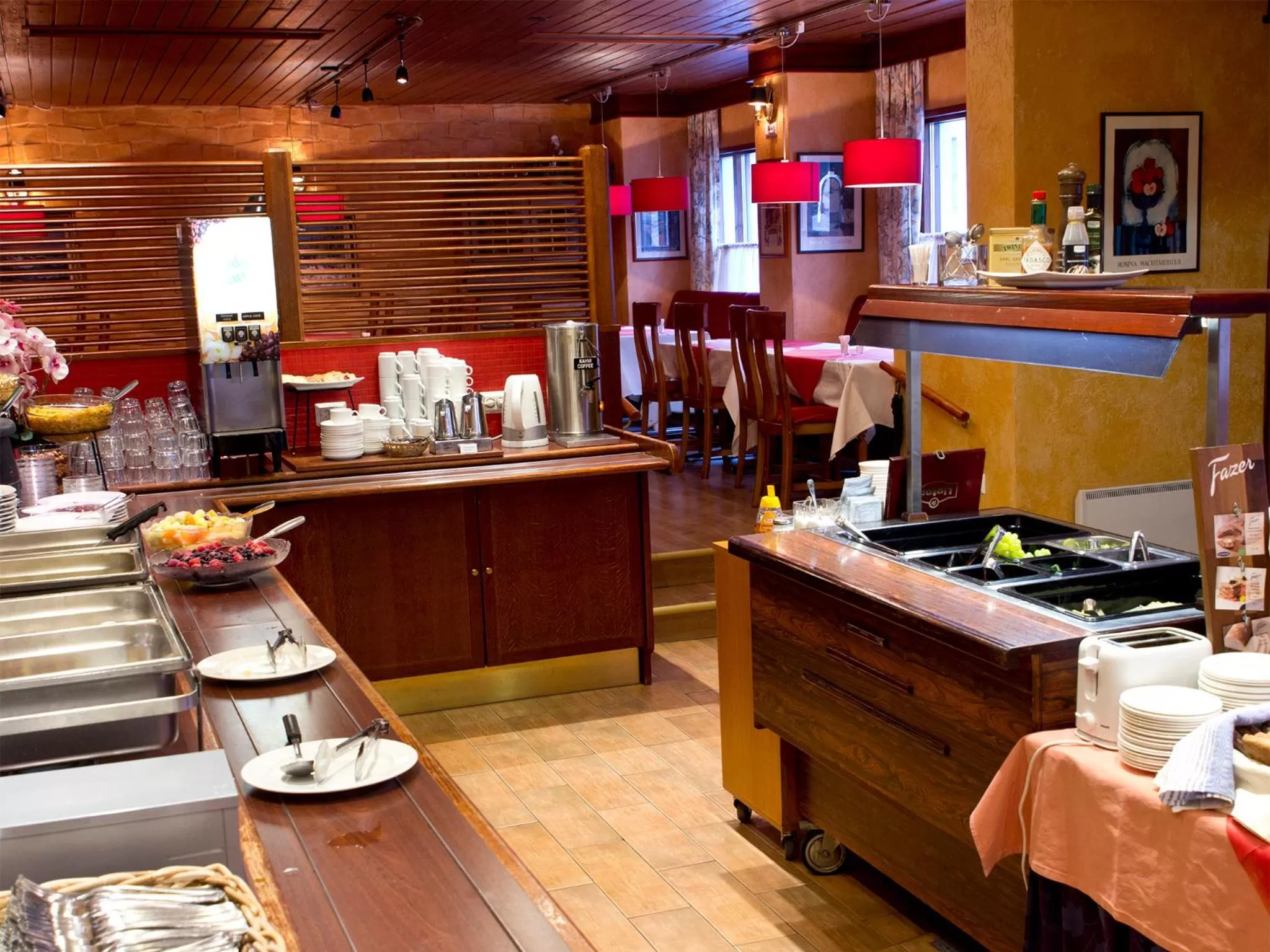 Restaurant/places to eat in Kauppahotelli