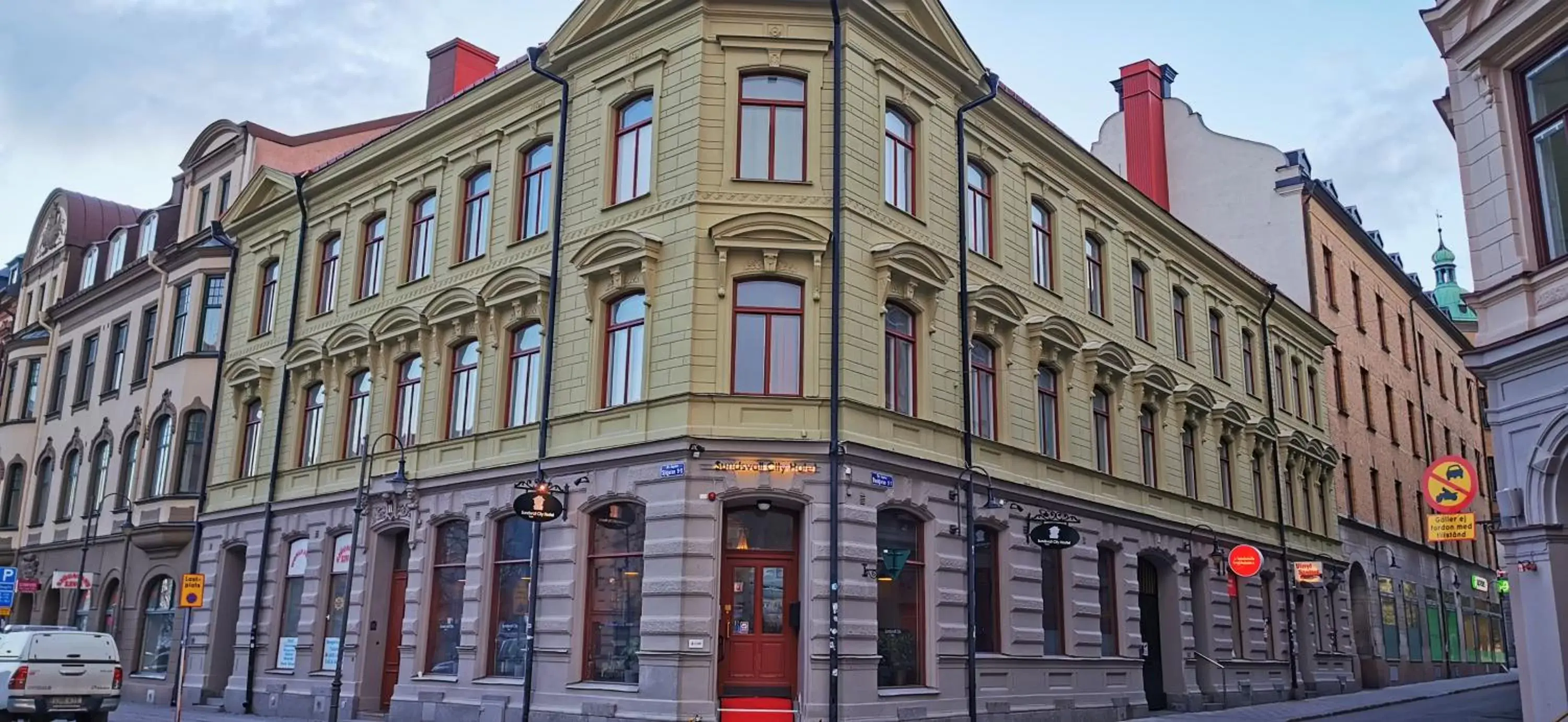 Property Building in Sundsvall City Hotel