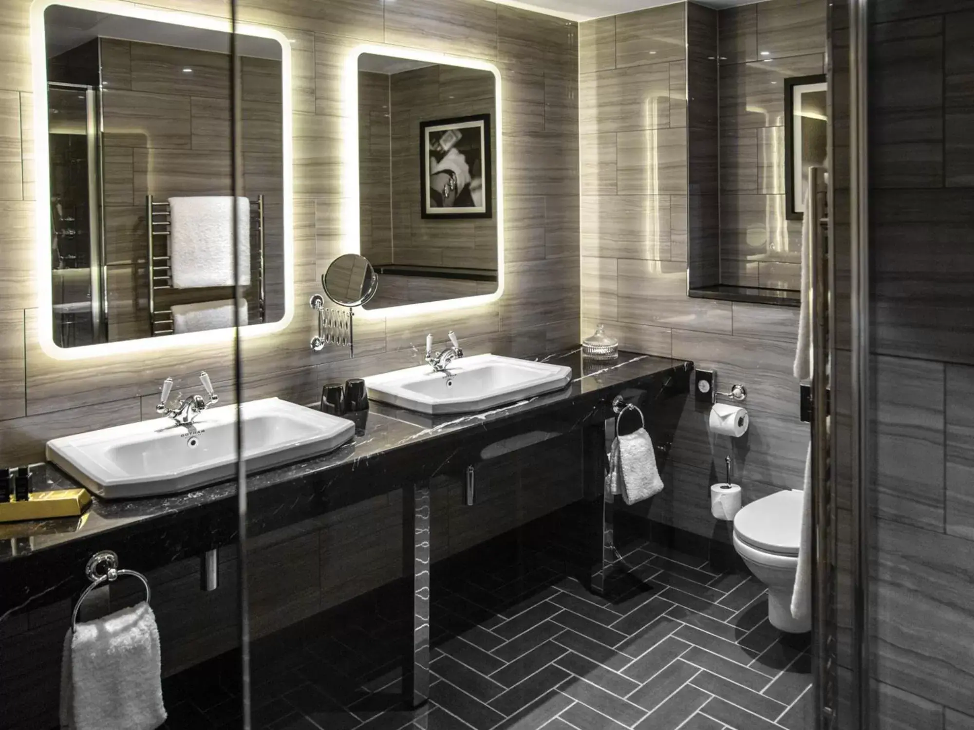 Bathroom in Hotel Gotham