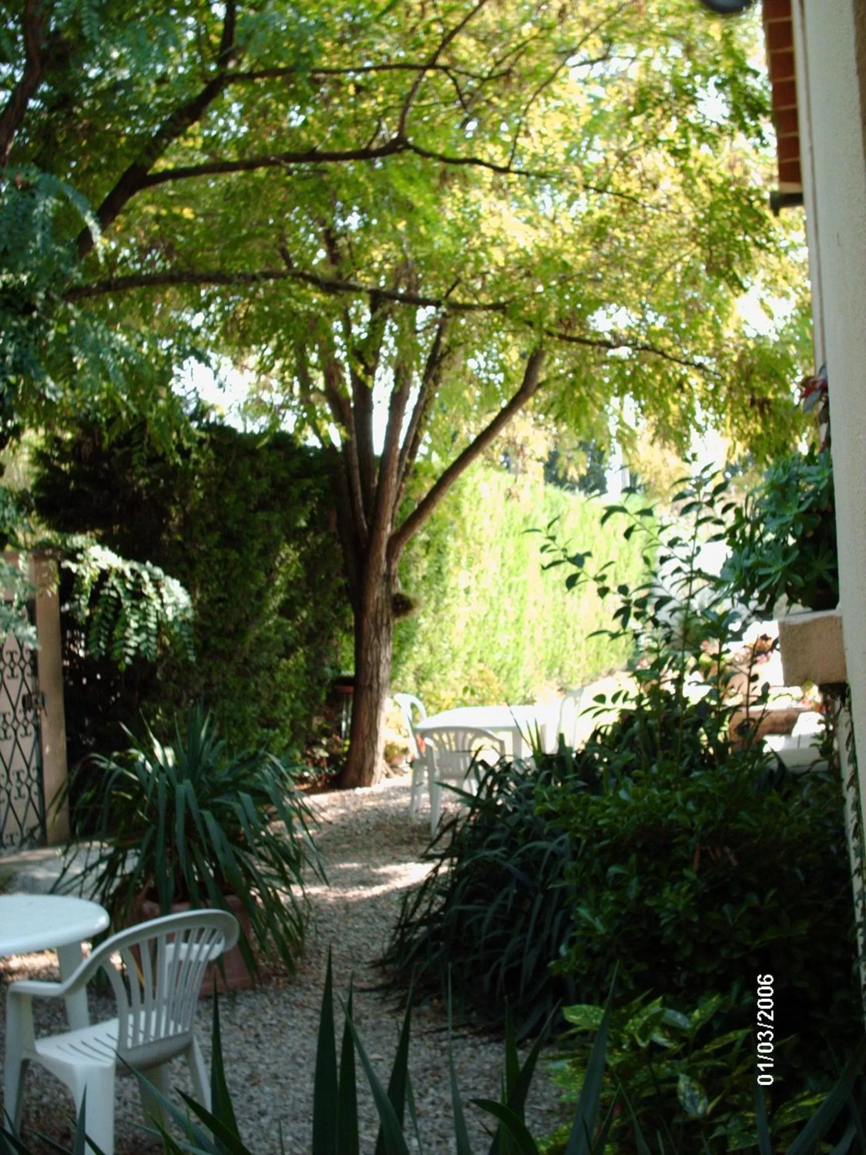 Garden in Les Tilleuls B&B