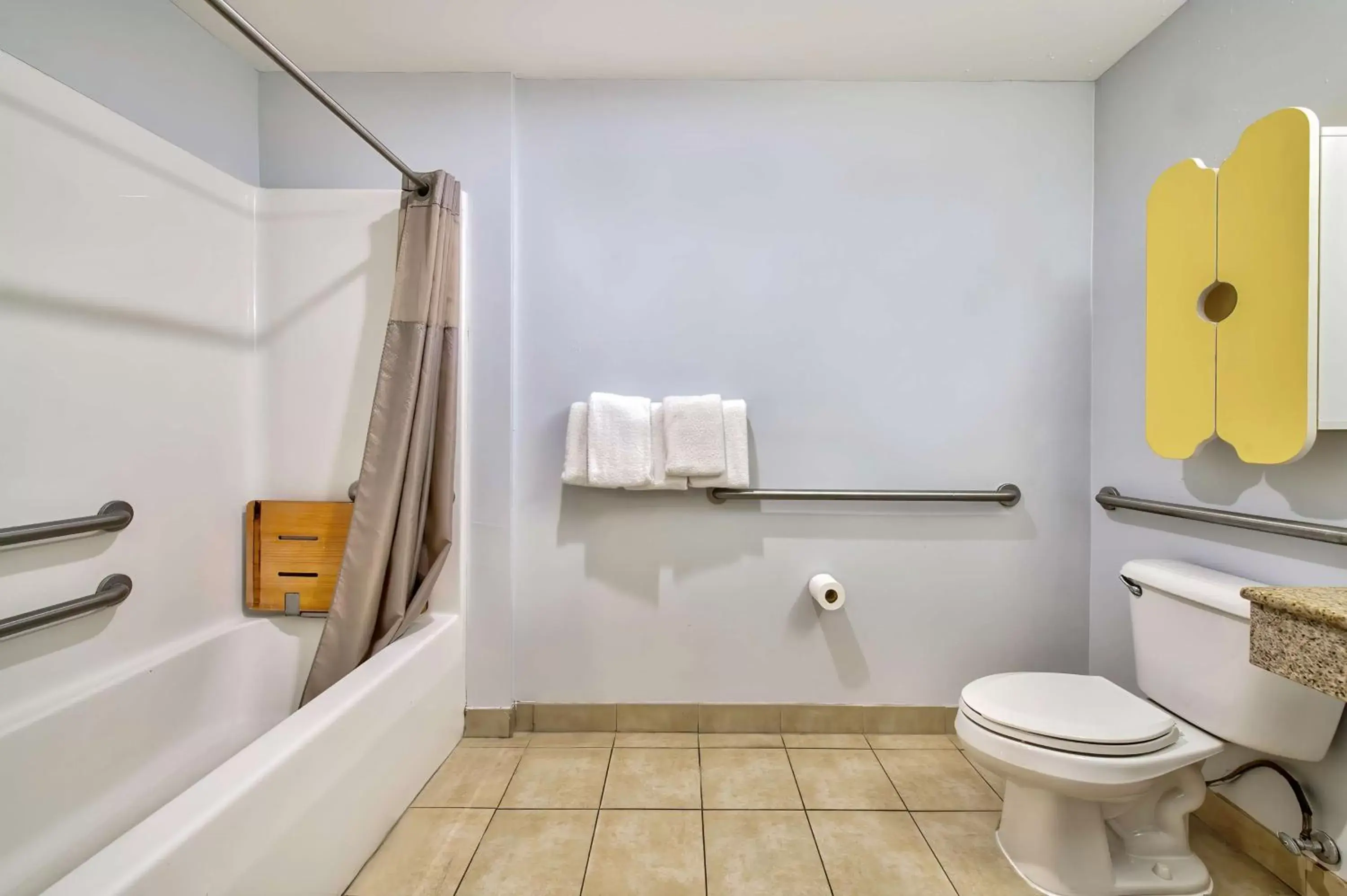 Bathroom in Motel 6-Eagle Pass, TX - Lakeside