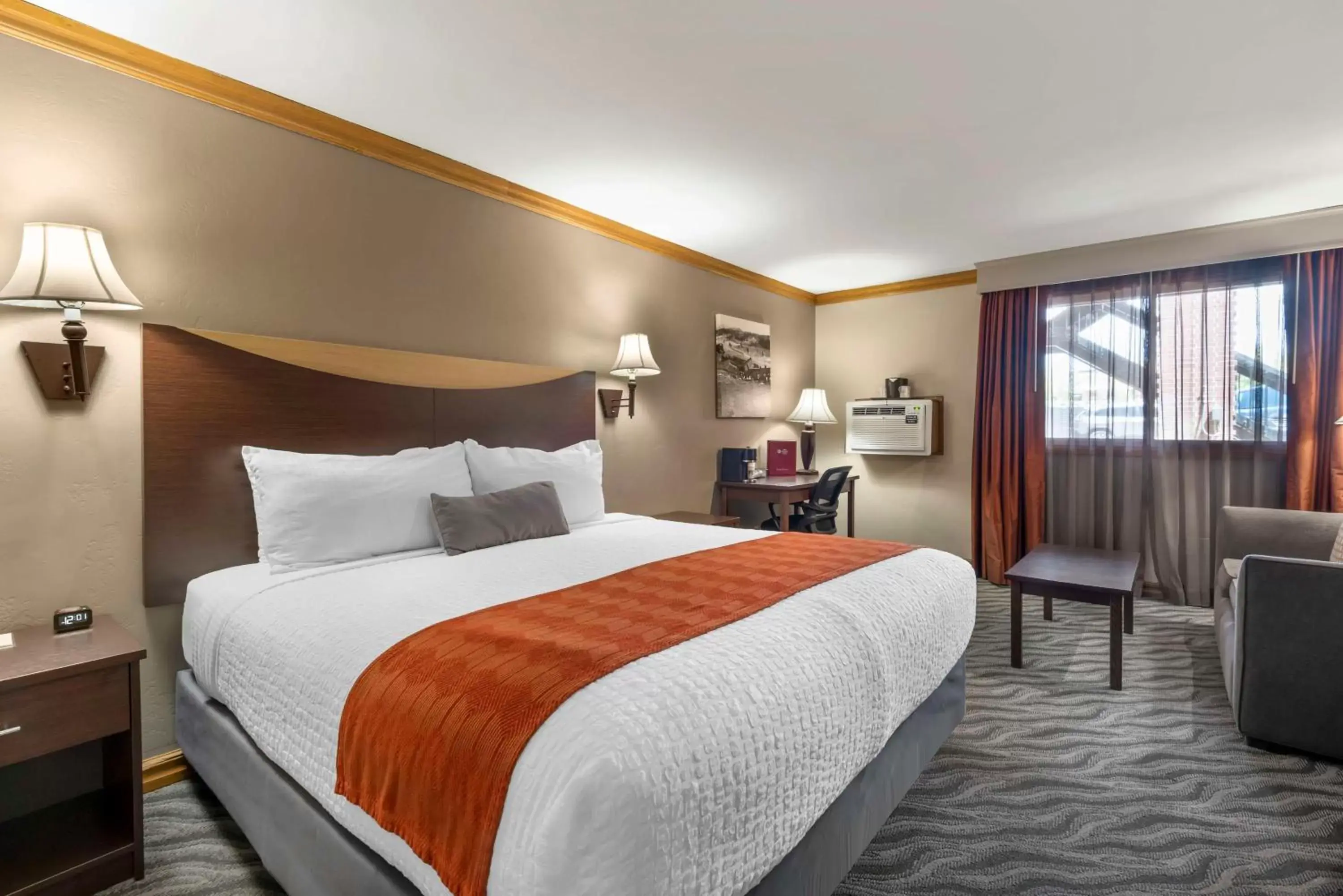 Bedroom, Bed in Best Western Plus Rio Grande Inn