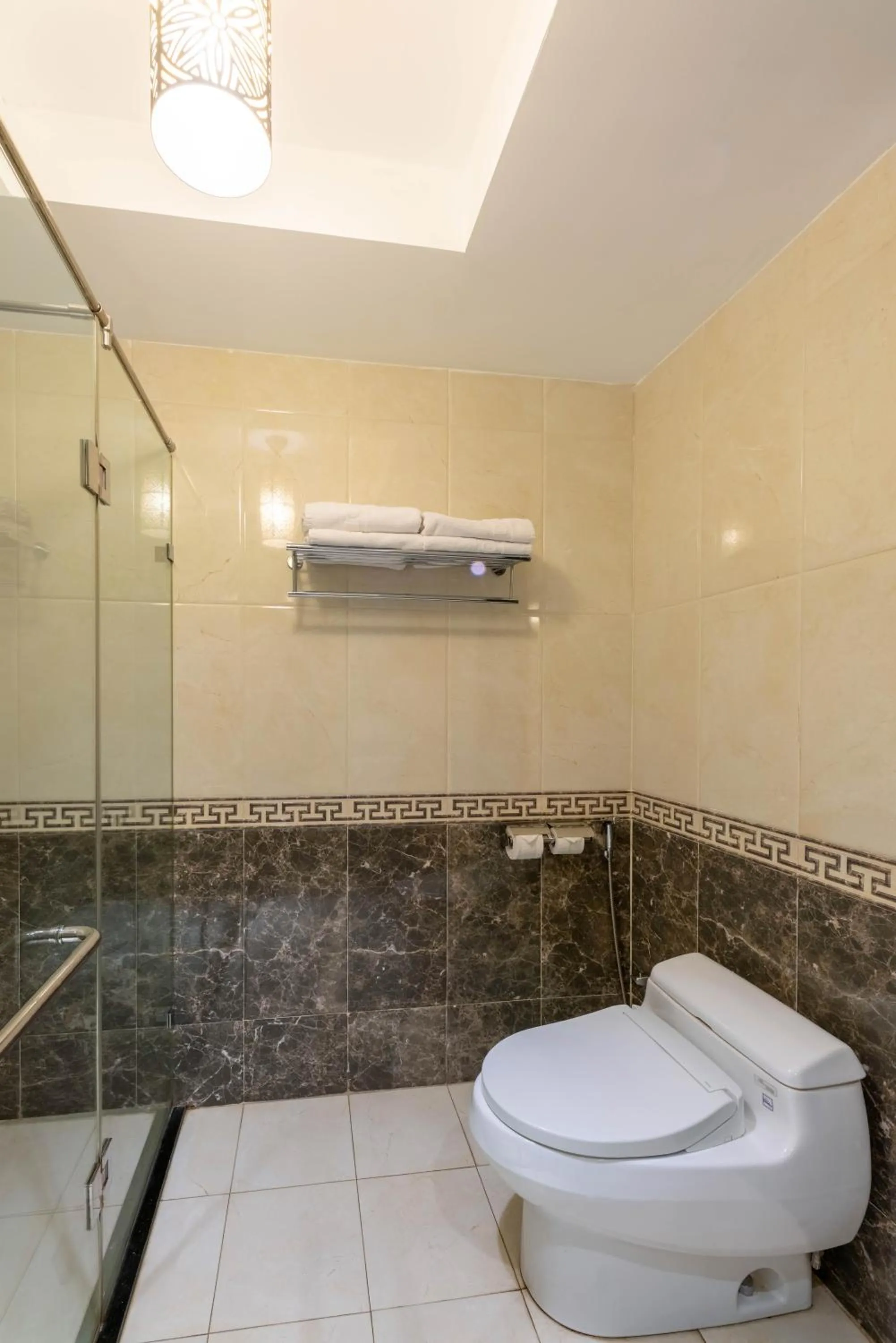 Bathroom in Khách xá Bái Đính