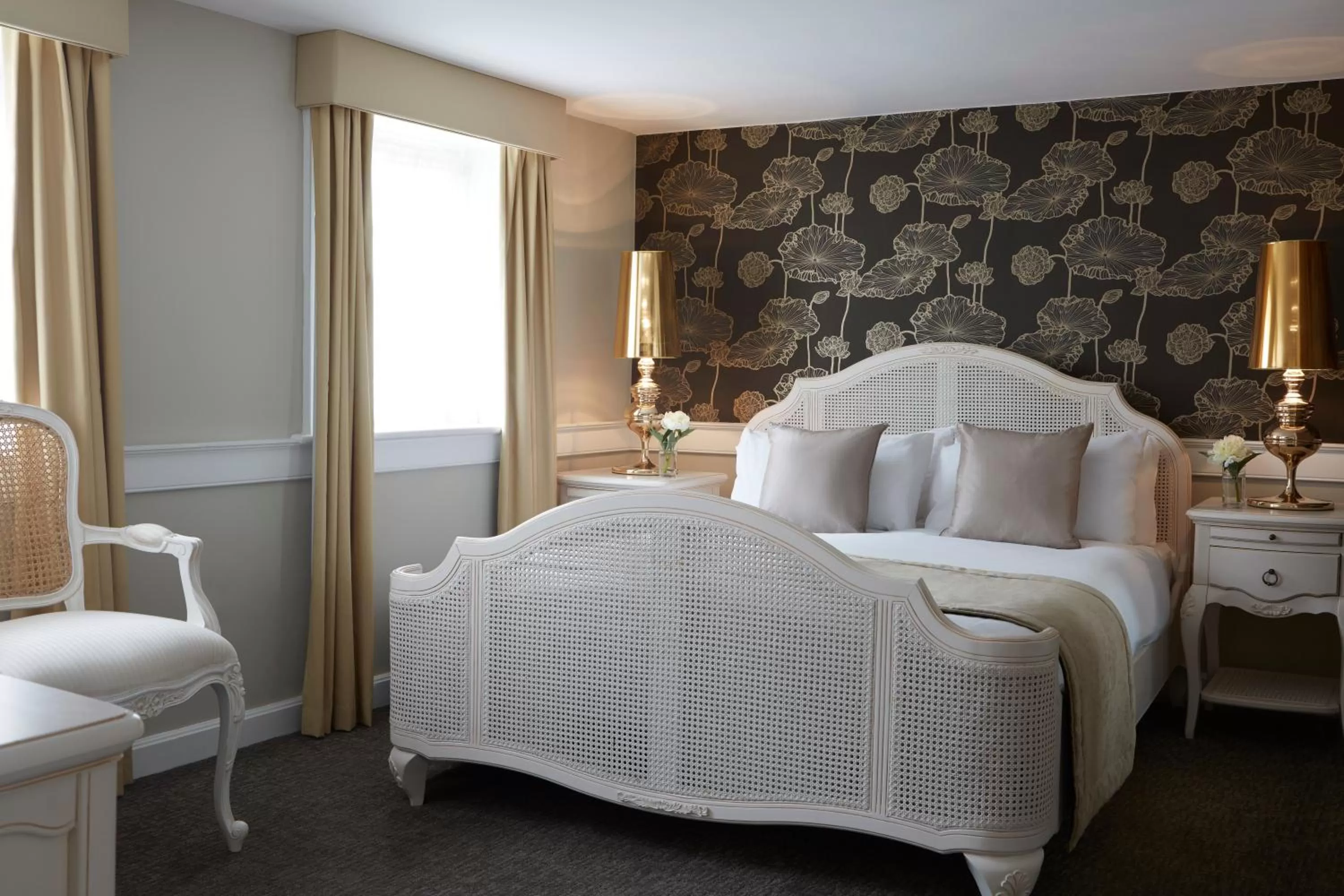 Bedroom, Bed in The Westbridge Hotel Stratford