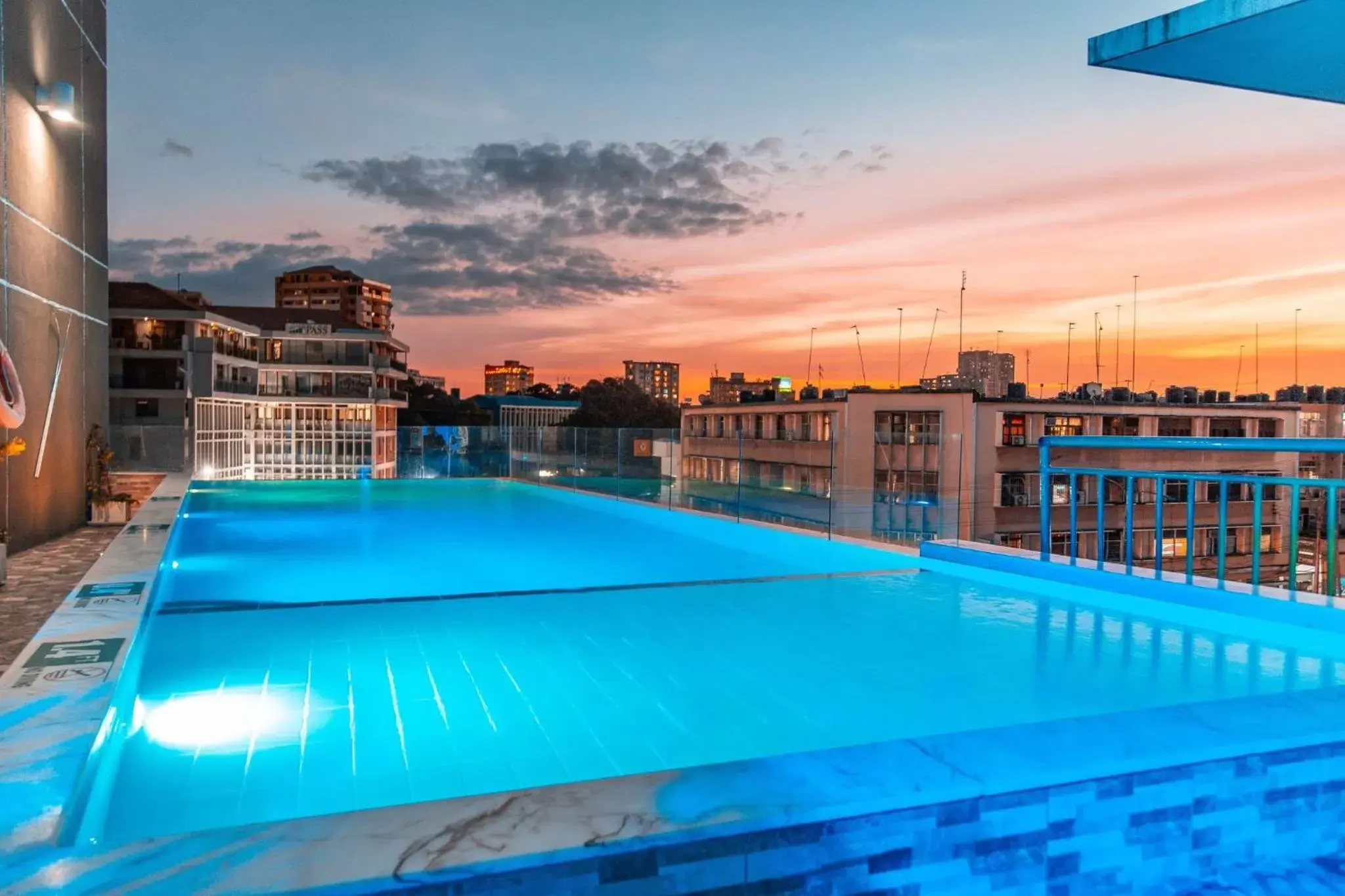 Swimming pool in Holiday Inn Dar Es Salaam by IHG Swimming pool in Holiday Inn Dar Es Salaam by IHG