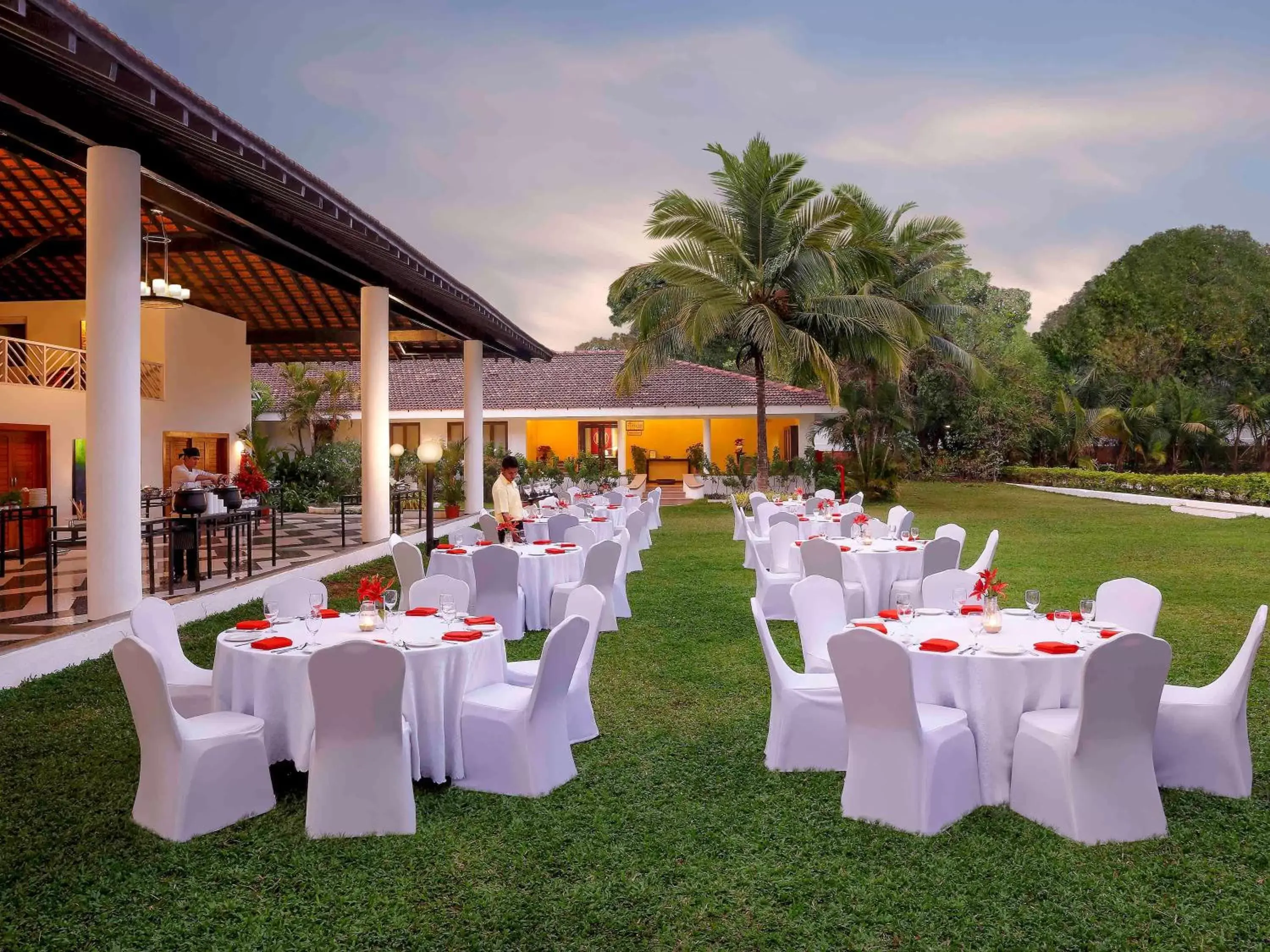 Restaurant/places to eat, Banquet Facilities in Novotel Goa Dona Sylvia Resort